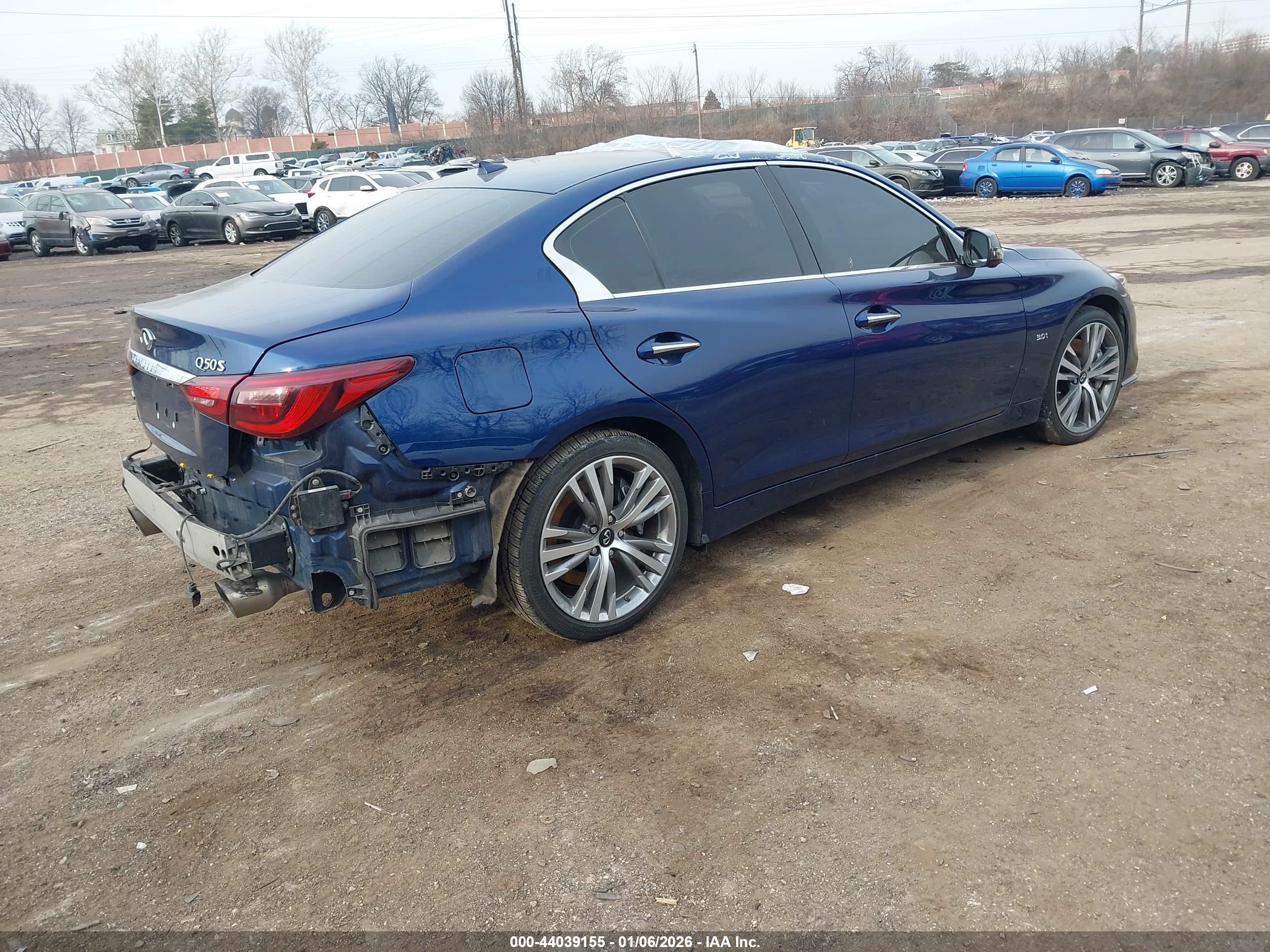 INFINITI Q50 image 4
