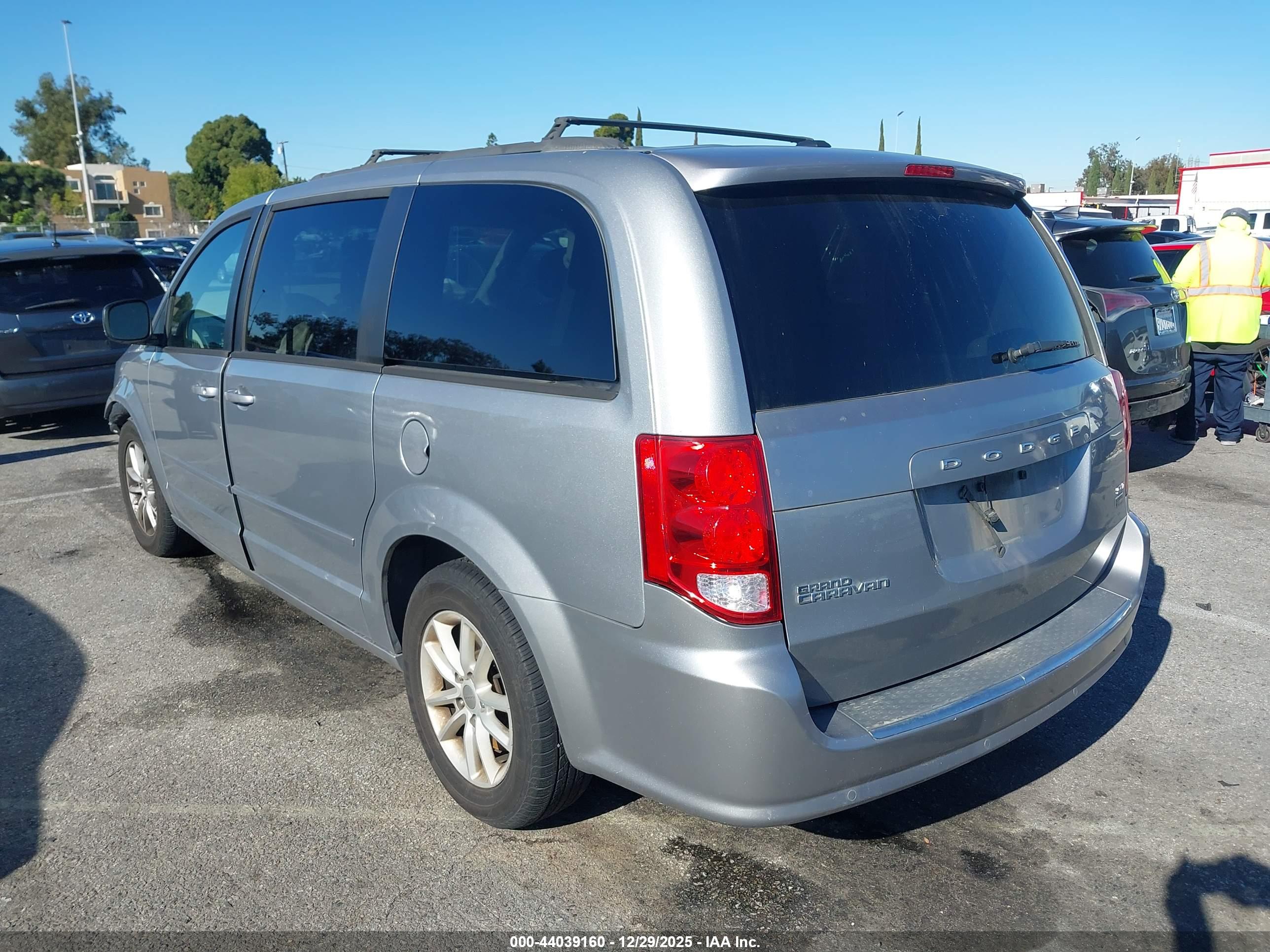 DODGE GRAND image 3