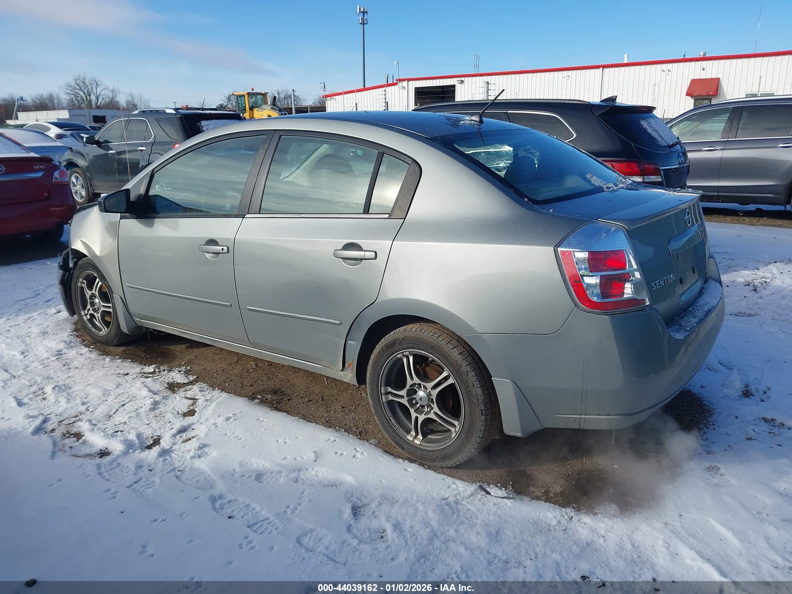 NISSAN SENTRA image 3