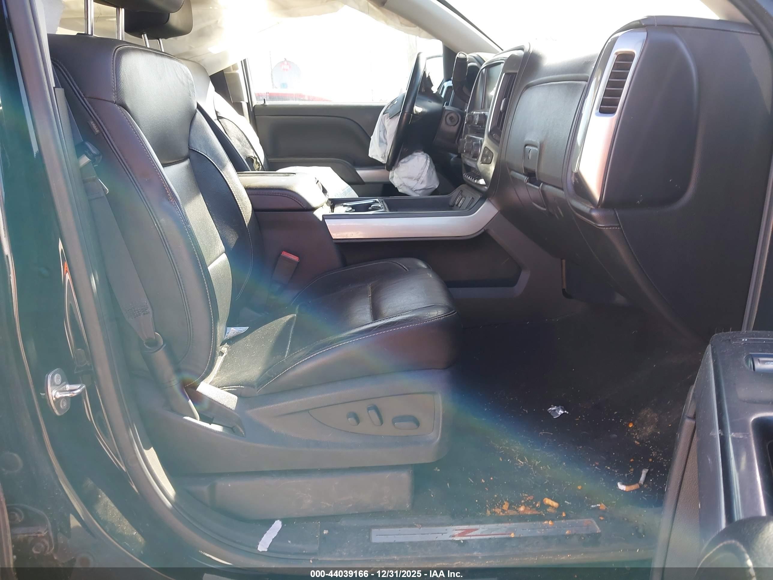 CHEVROLET SILVERADO image 5