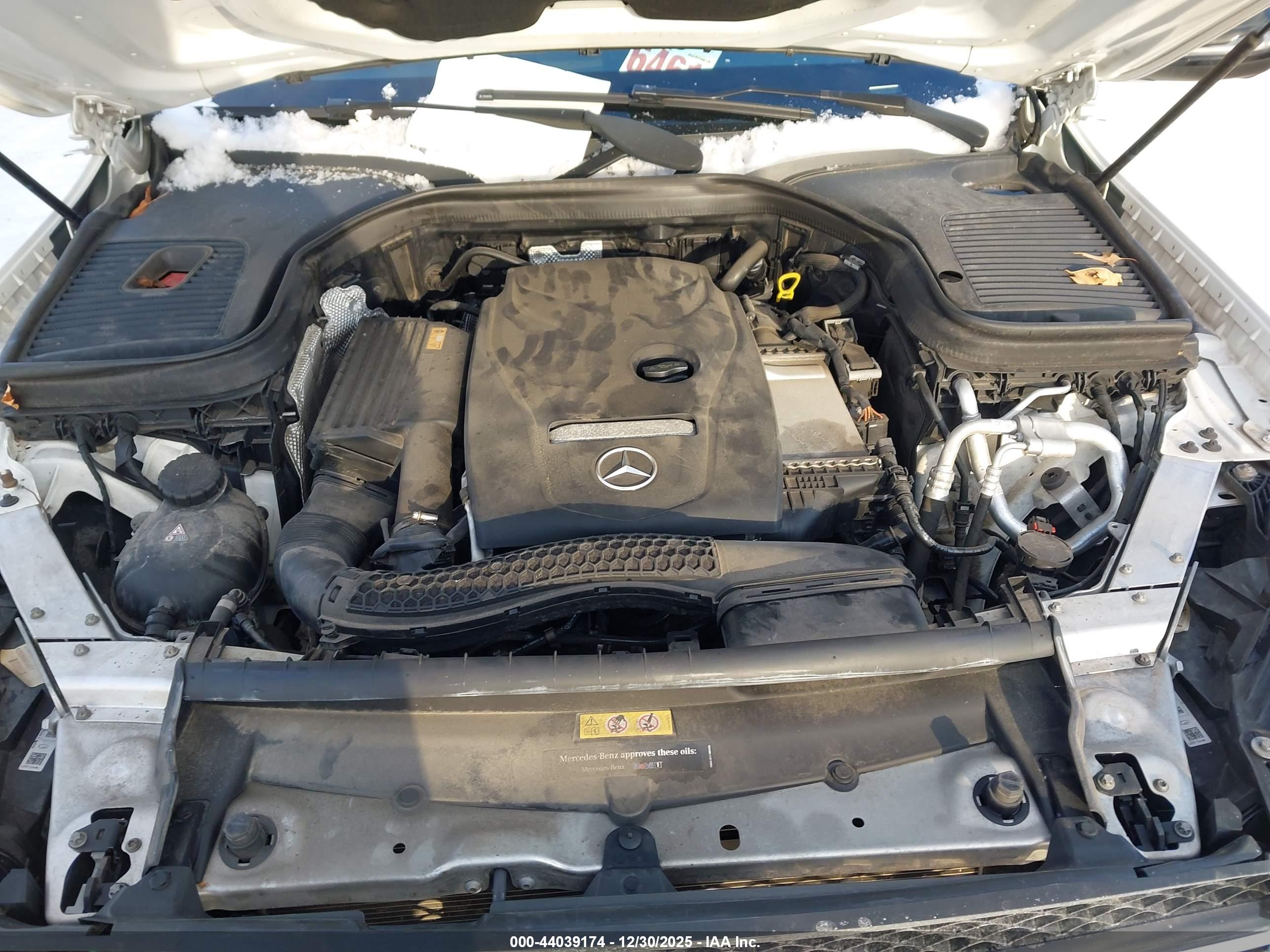 MERCEDES-BENZ GLC image 10