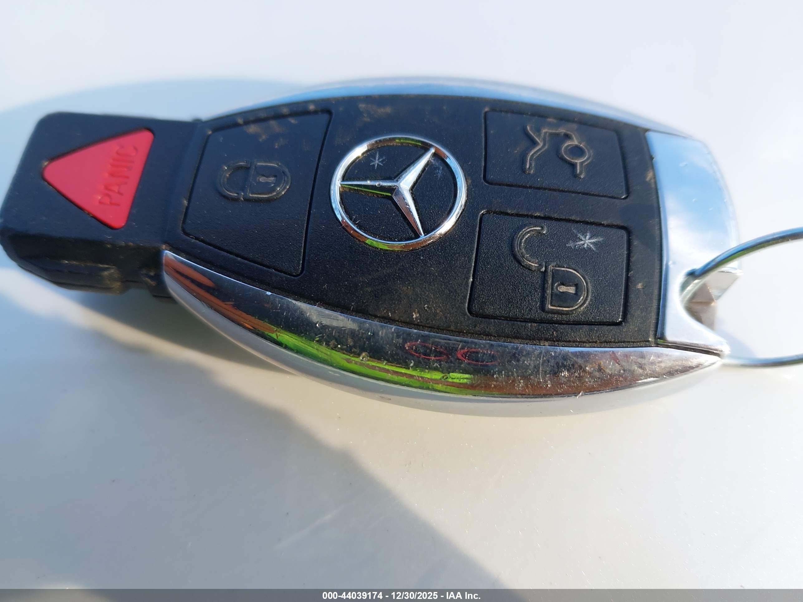 MERCEDES-BENZ GLC image 11