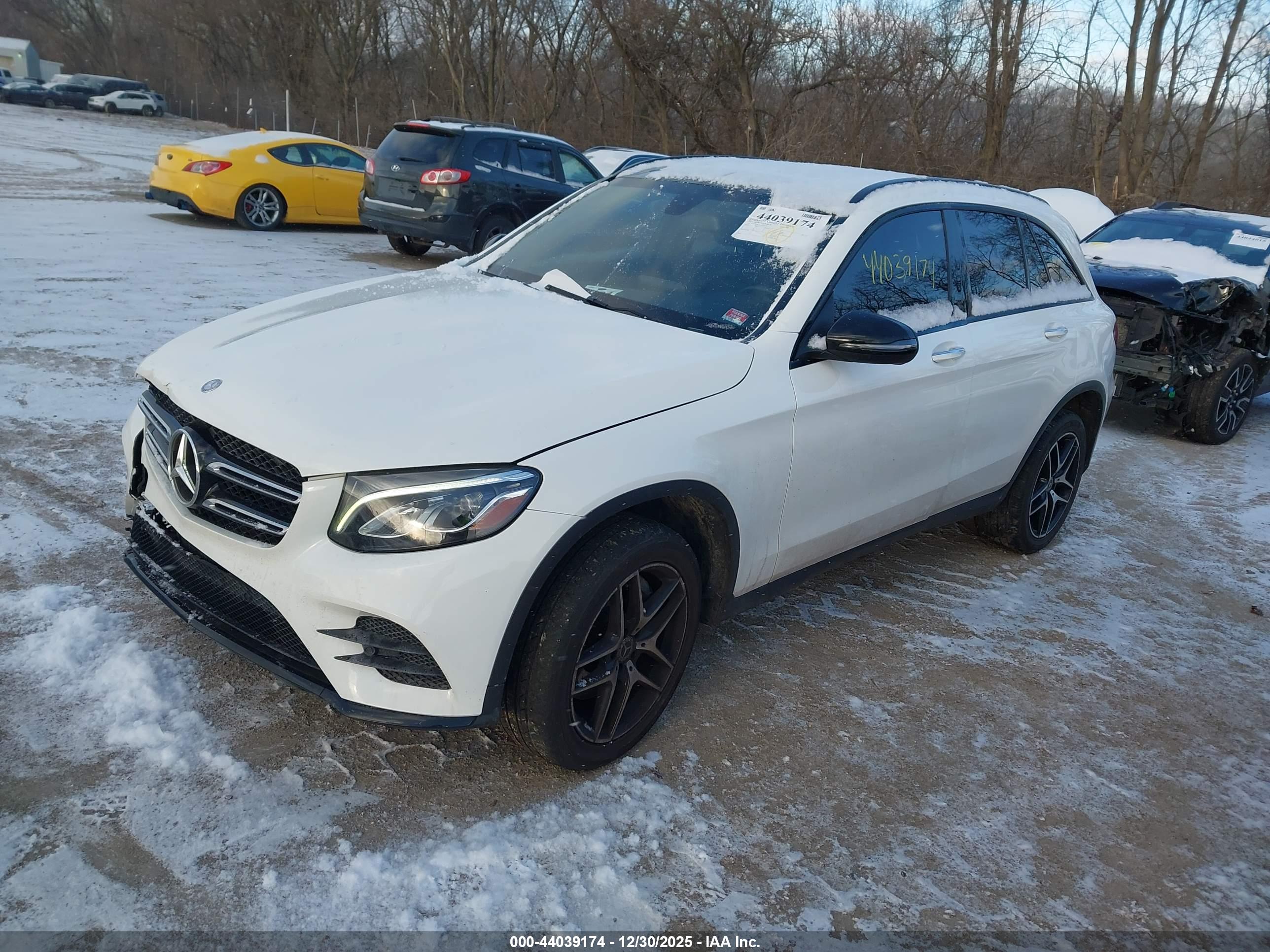 MERCEDES-BENZ GLC image 2