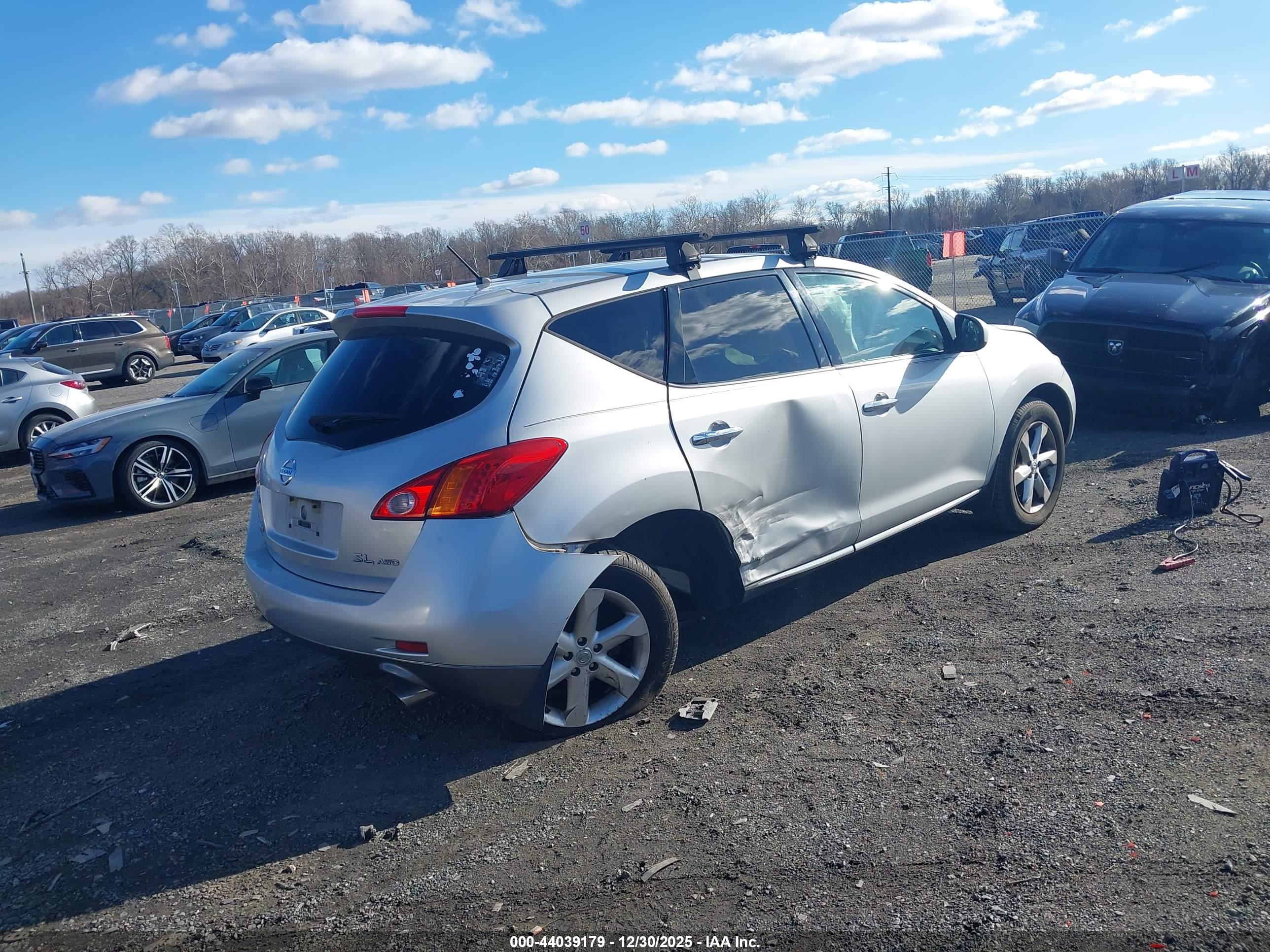 NISSAN MURANO image 4