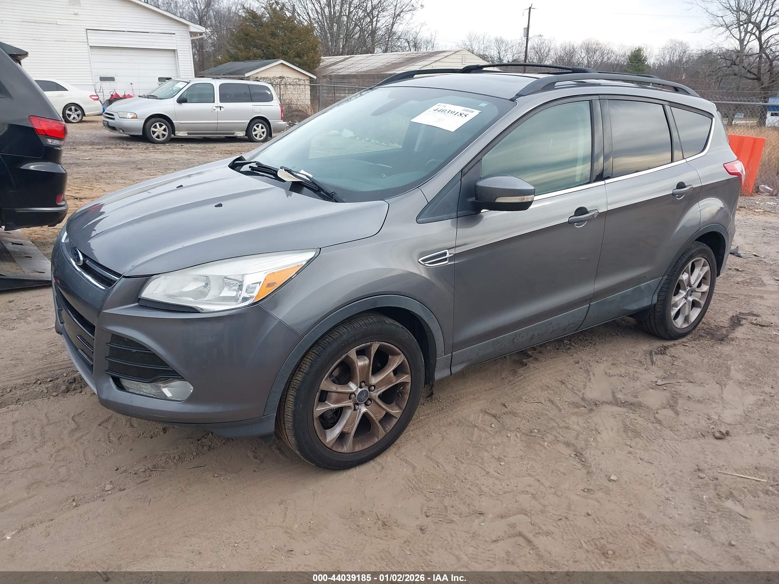 FORD ESCAPE image 2