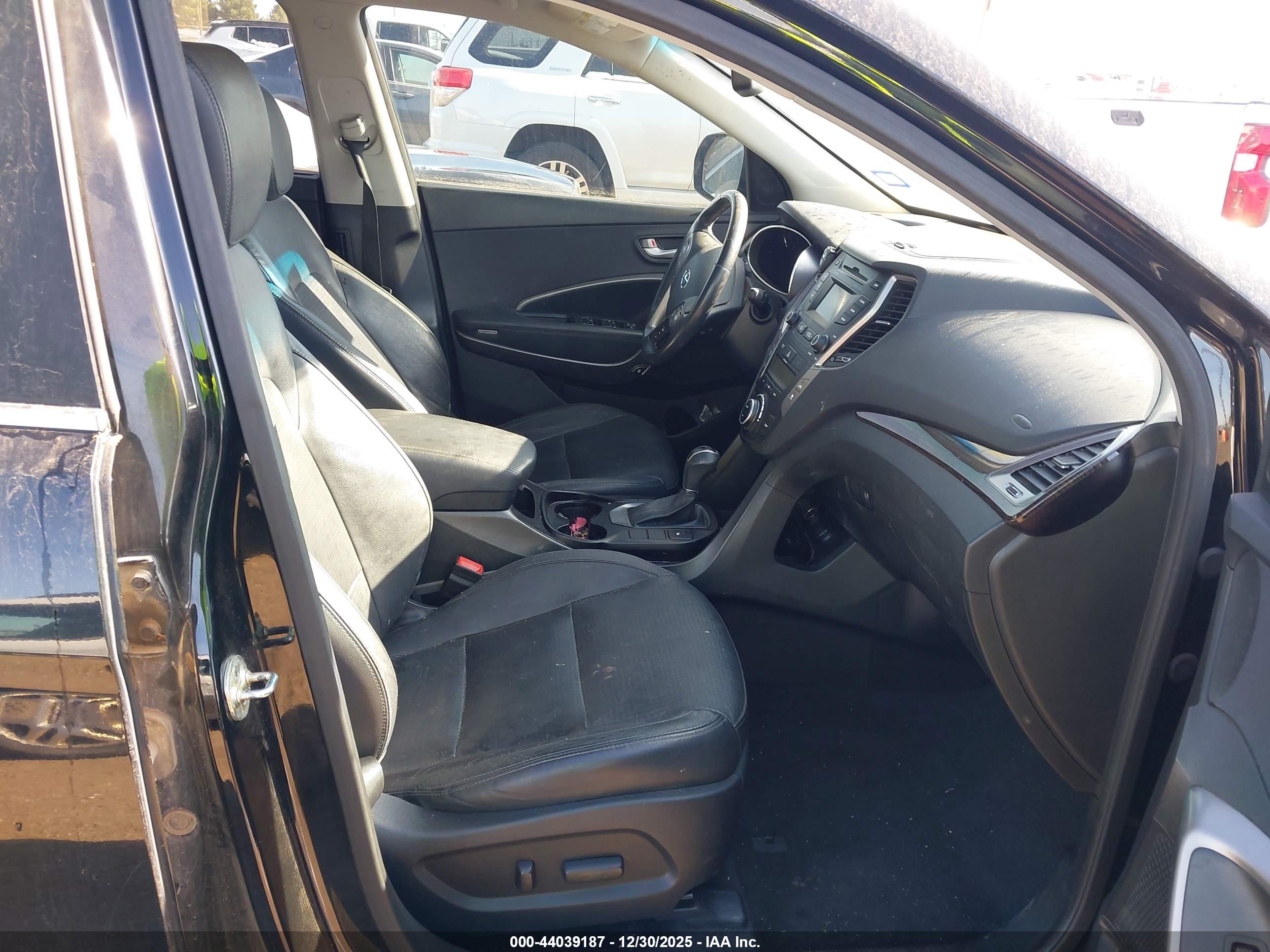 HYUNDAI SANTA image 5