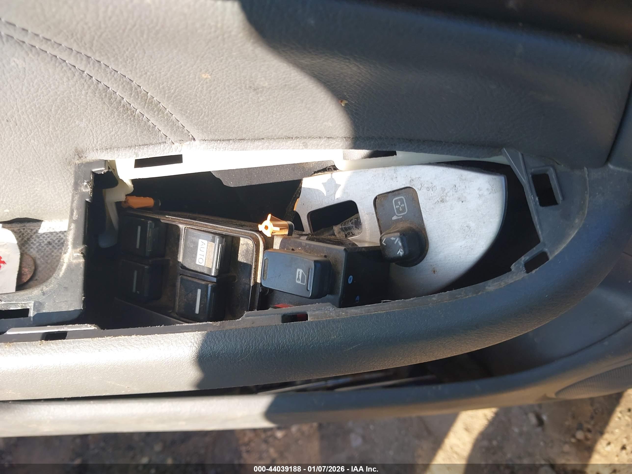 HONDA ACCORD image 6