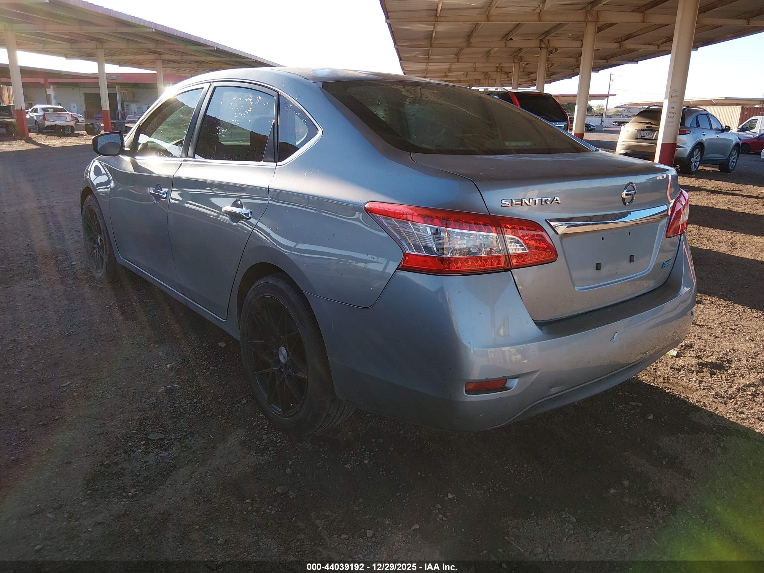 NISSAN SENTRA image 3