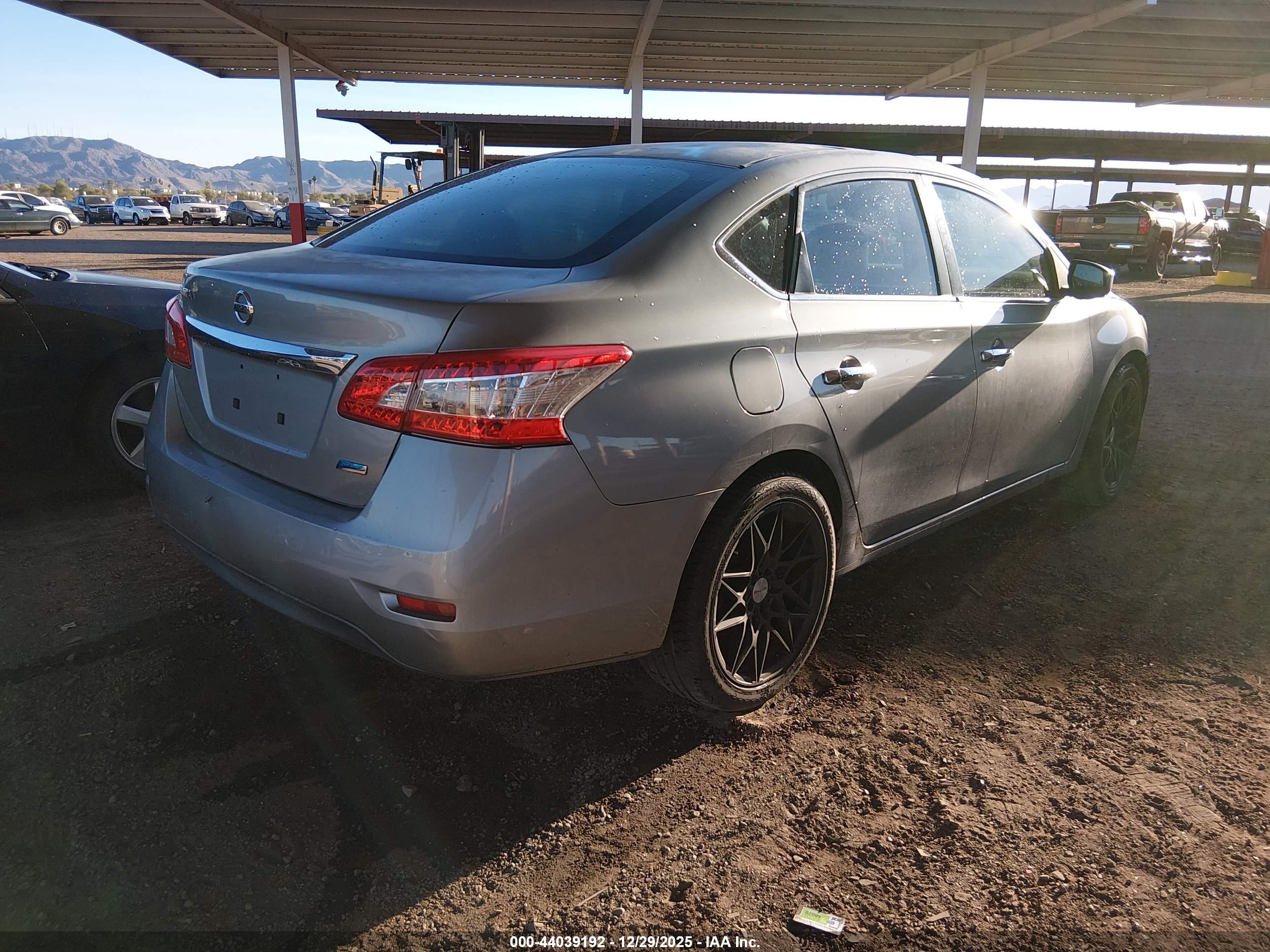NISSAN SENTRA image 4
