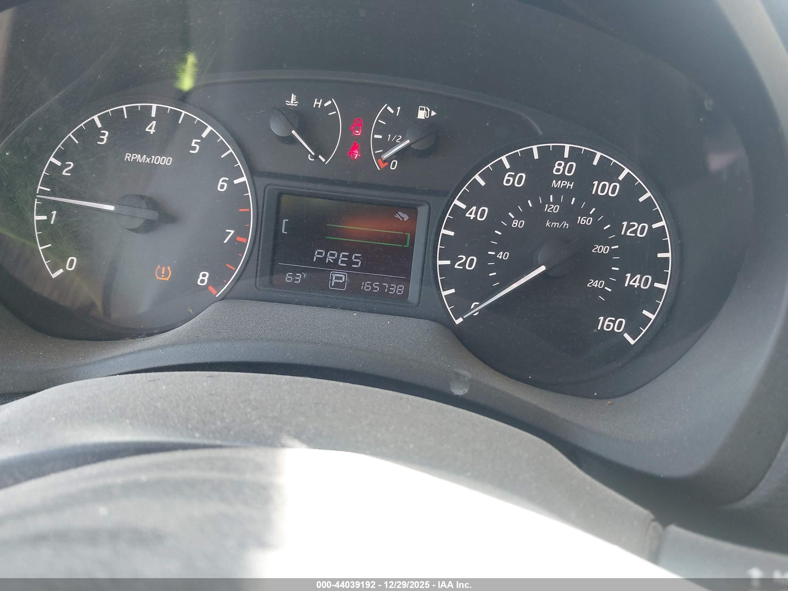 NISSAN SENTRA image 7