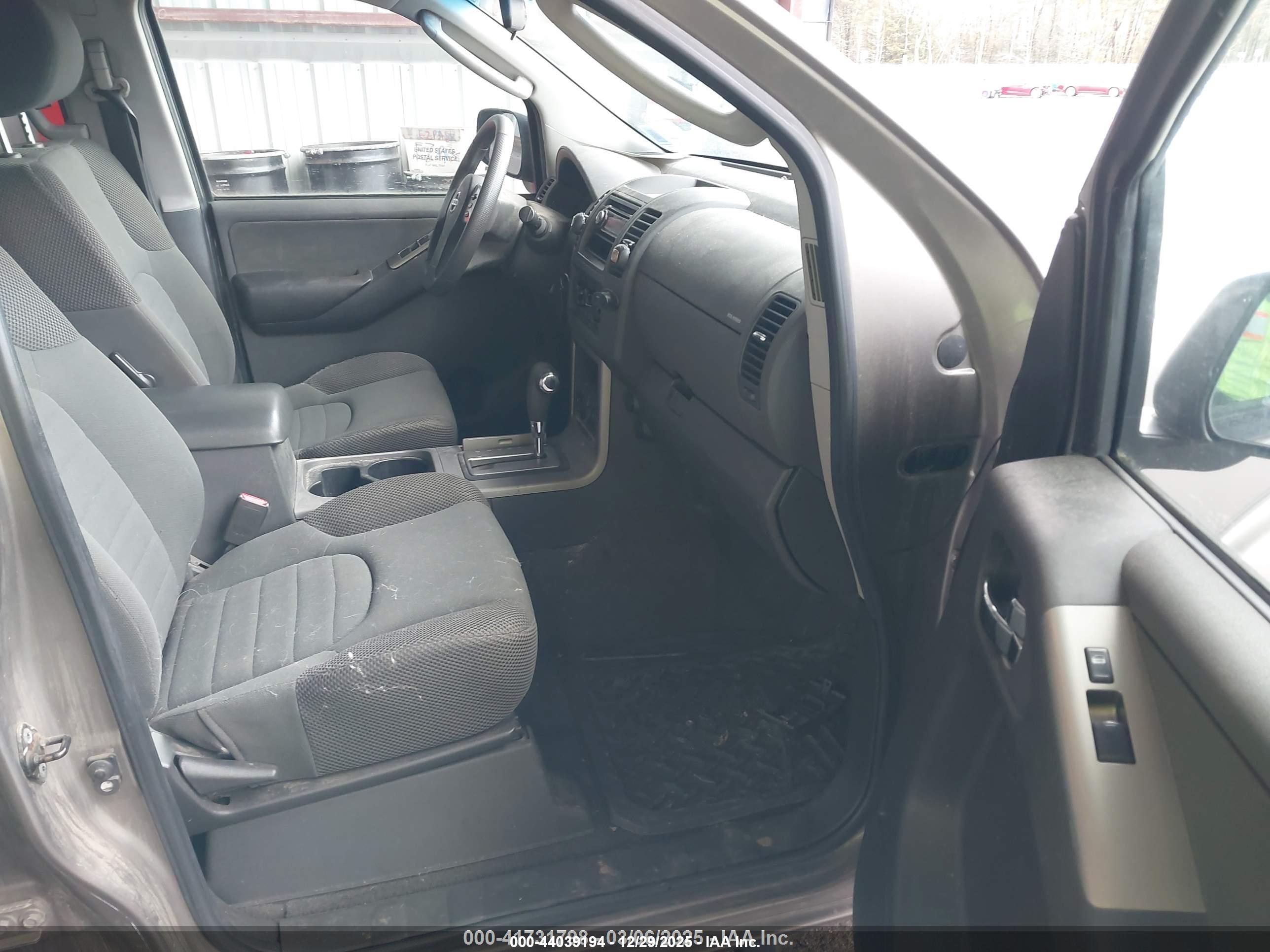 NISSAN PATHFINDER image 5