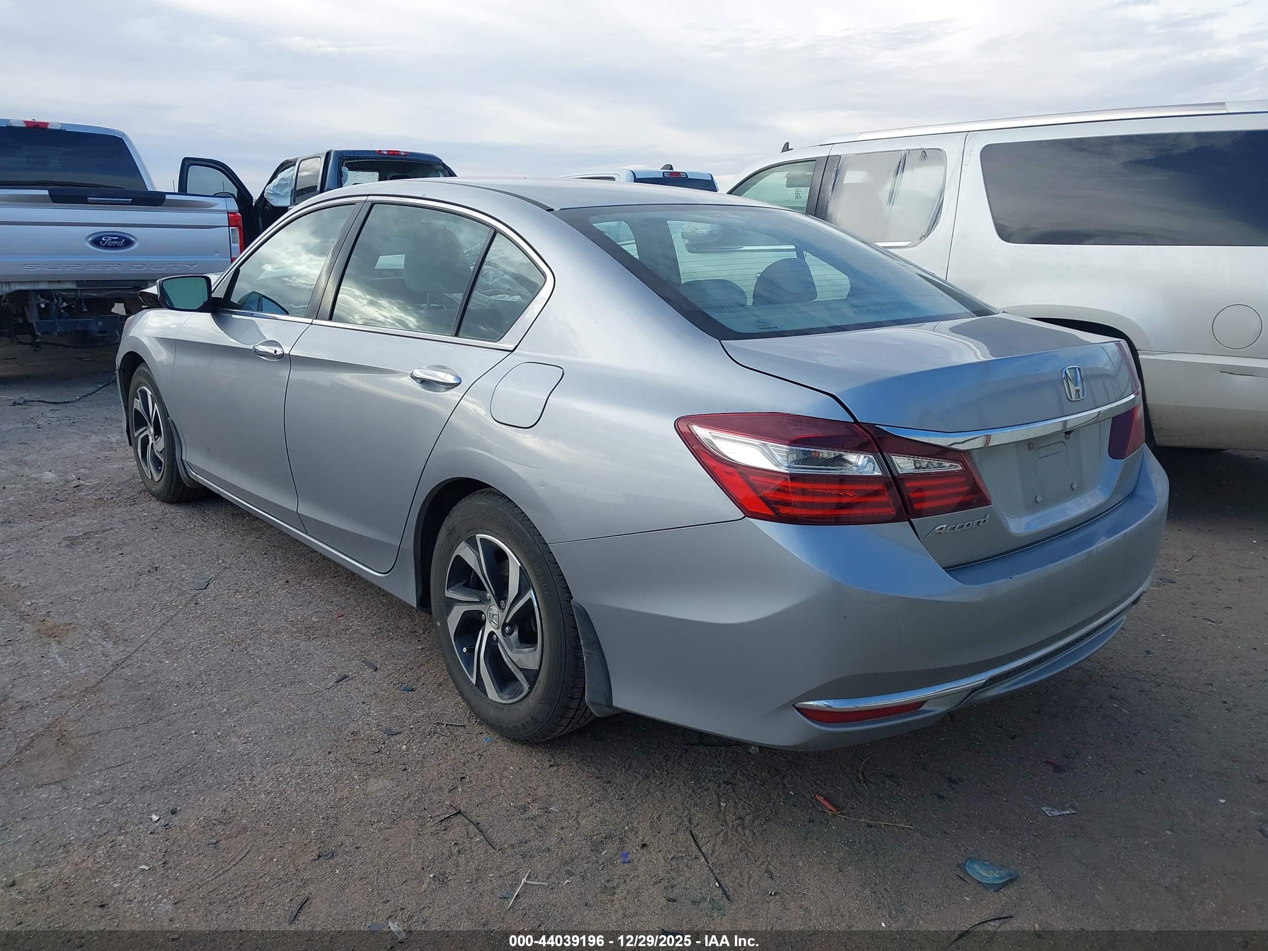 HONDA ACCORD image 3