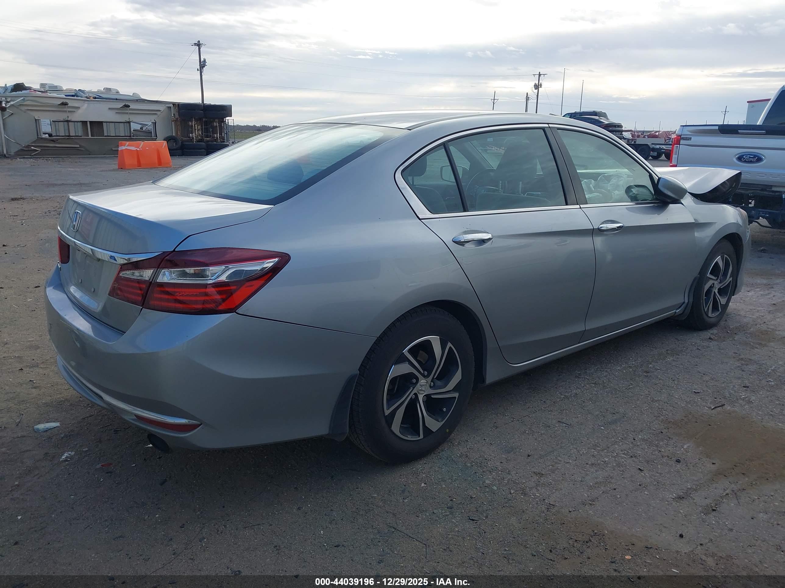 HONDA ACCORD image 4