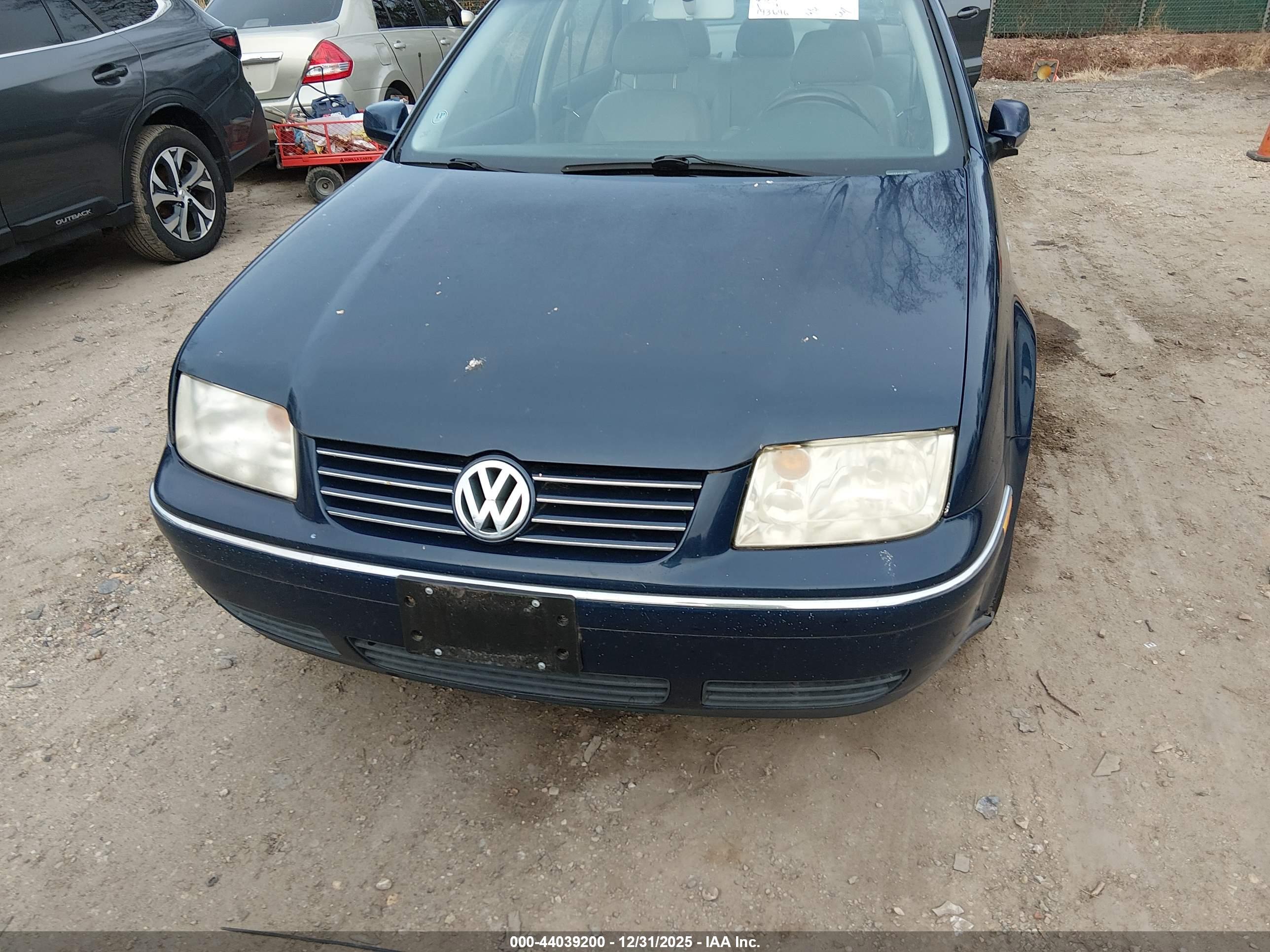 VOLKSWAGEN JETTA image 6