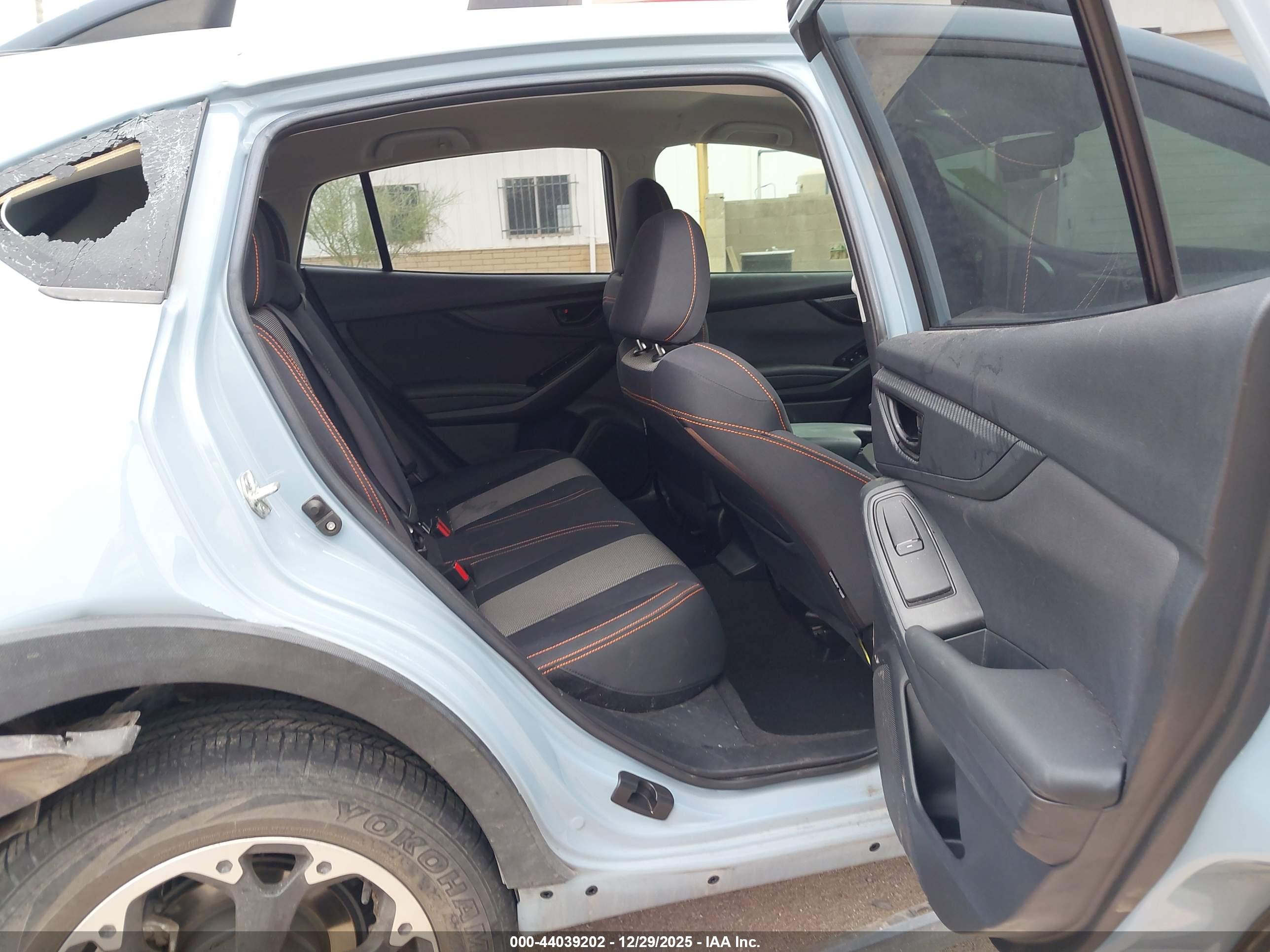 SUBARU CROSSTREK image 8