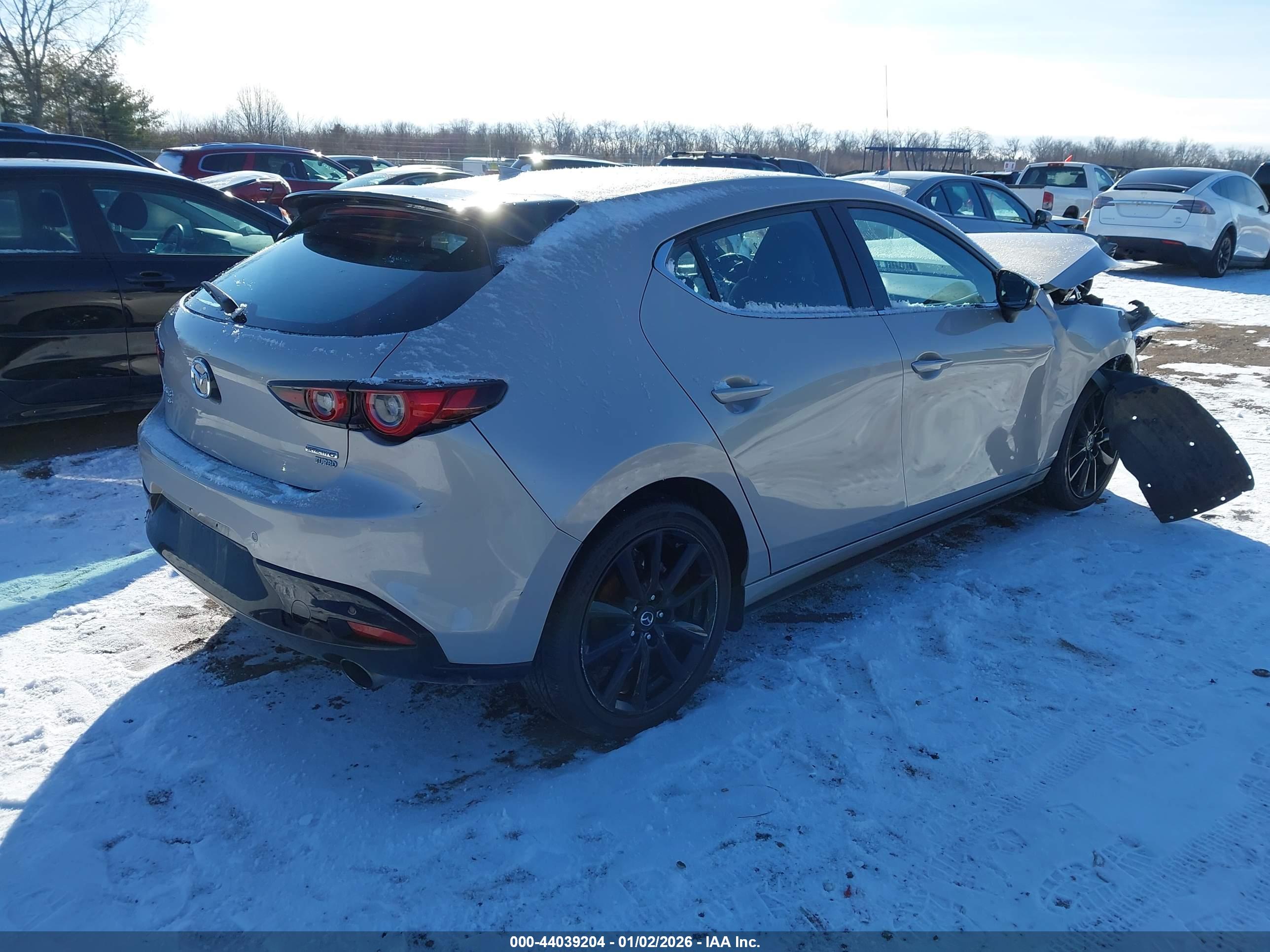 MAZDA MAZDA3 image 4