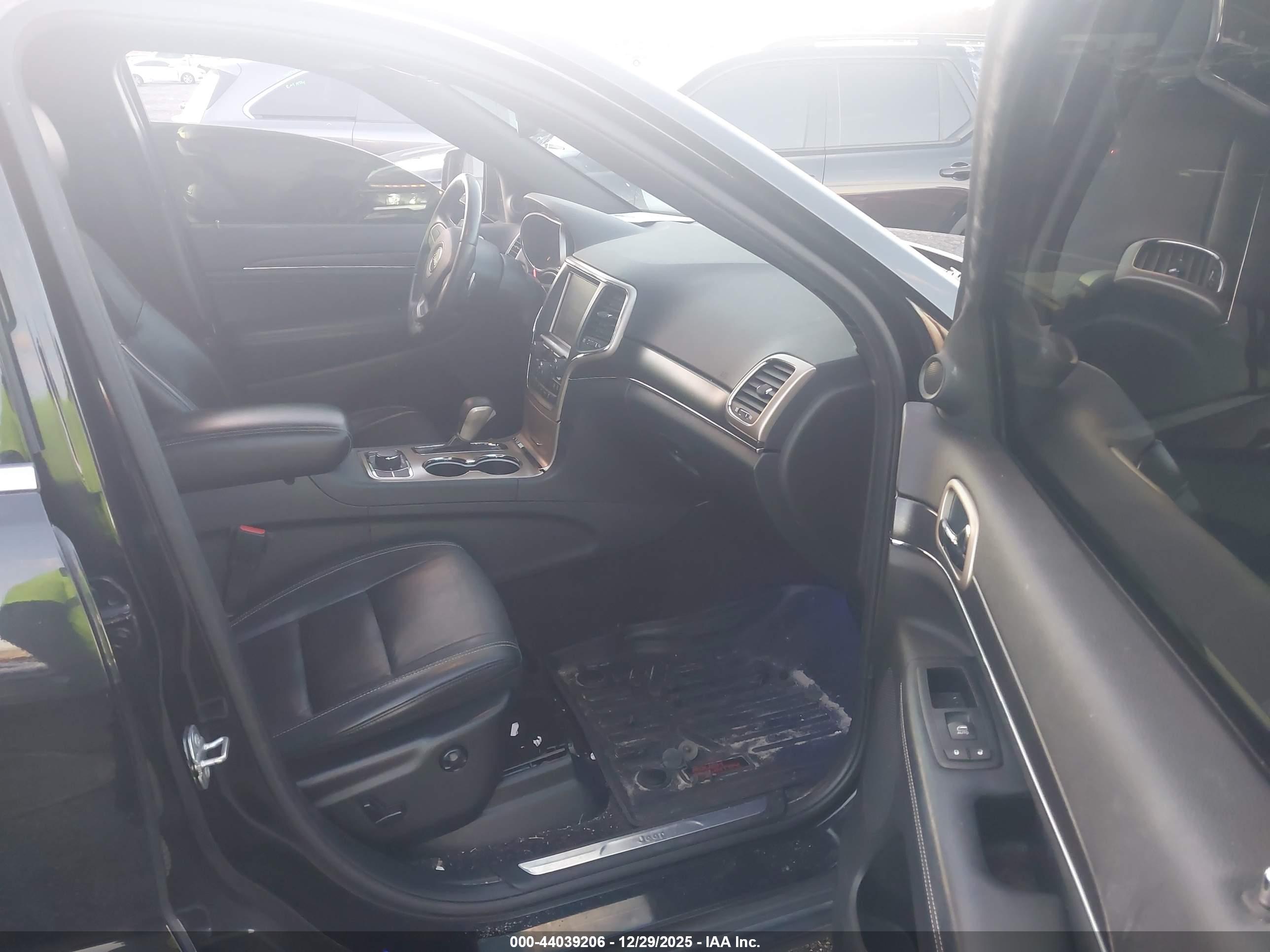 JEEP GRAND image 5