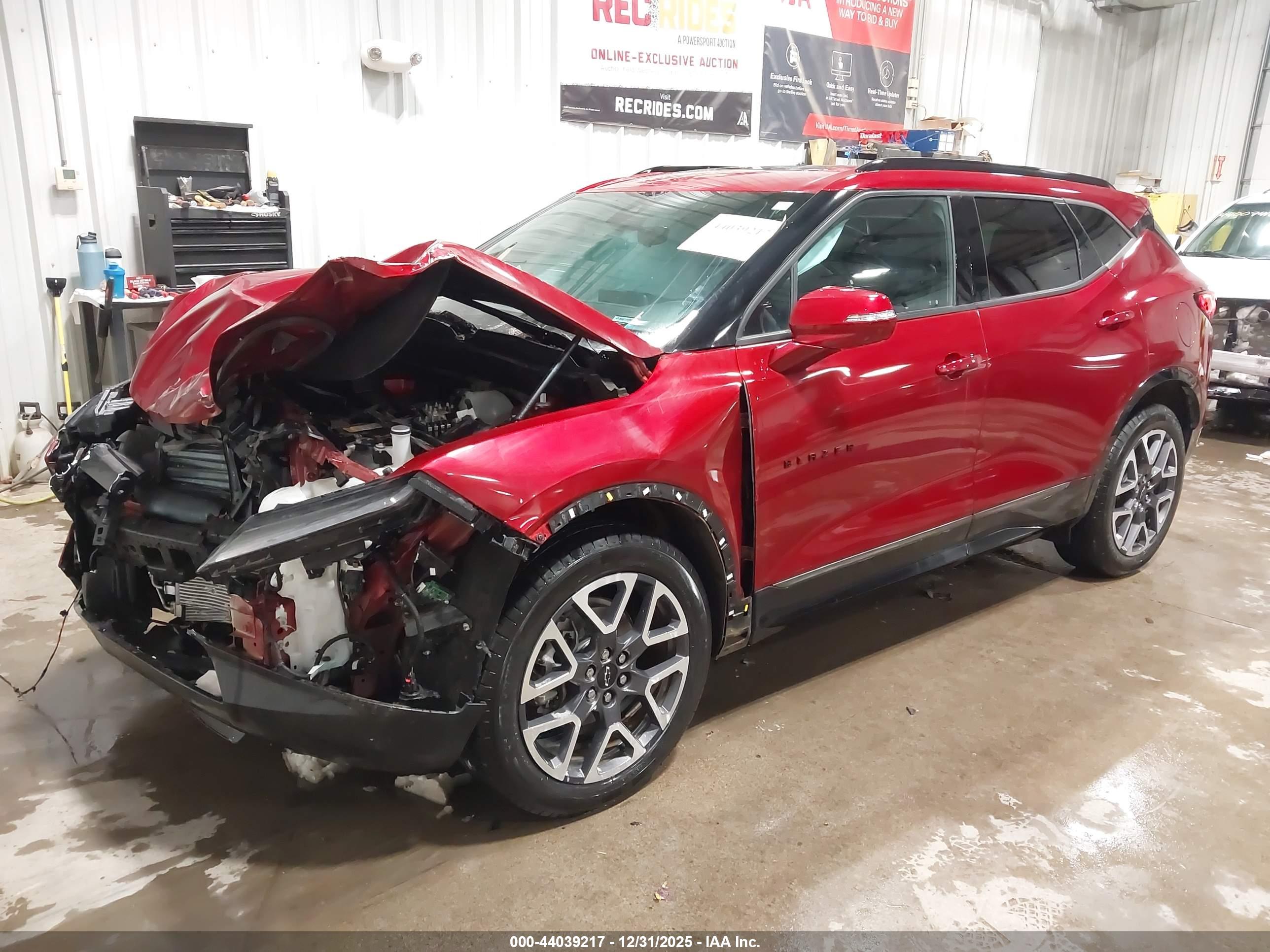 CHEVROLET BLAZER image 2