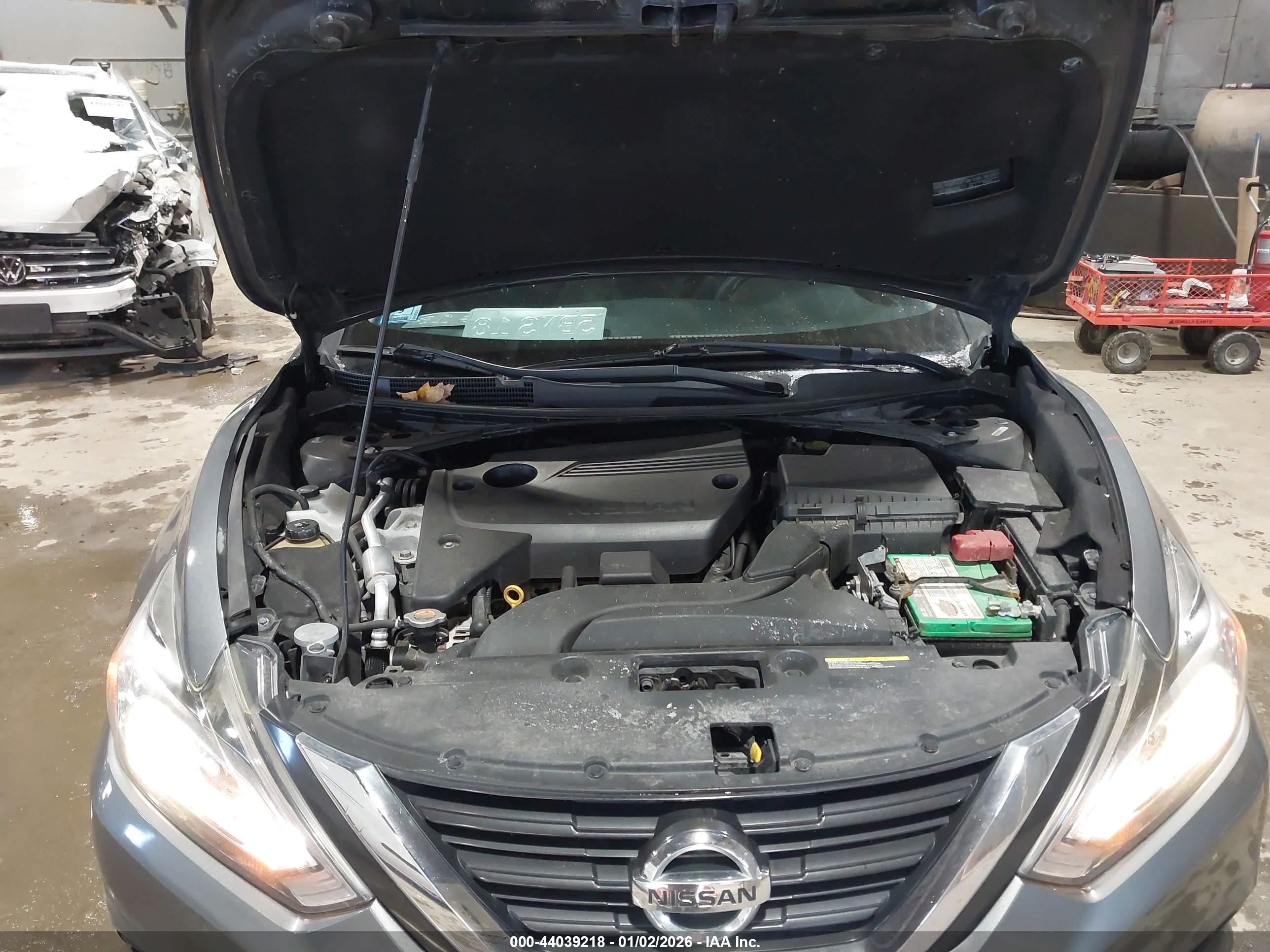 NISSAN ALTIMA image 10