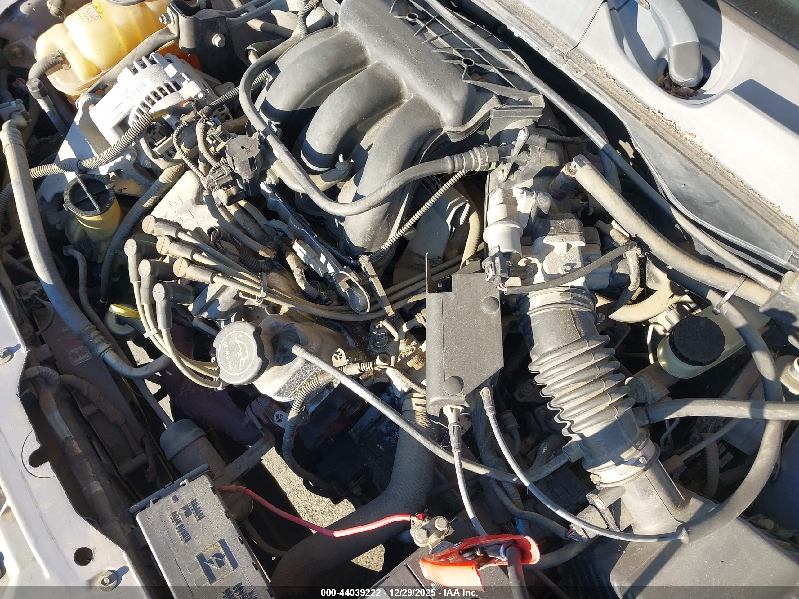 FORD TAURUS image 10