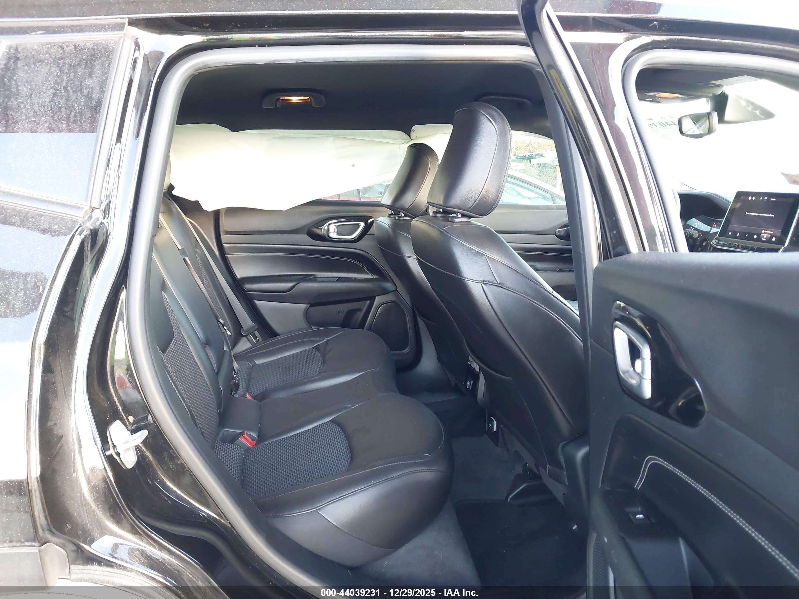 JEEP COMPASS image 8