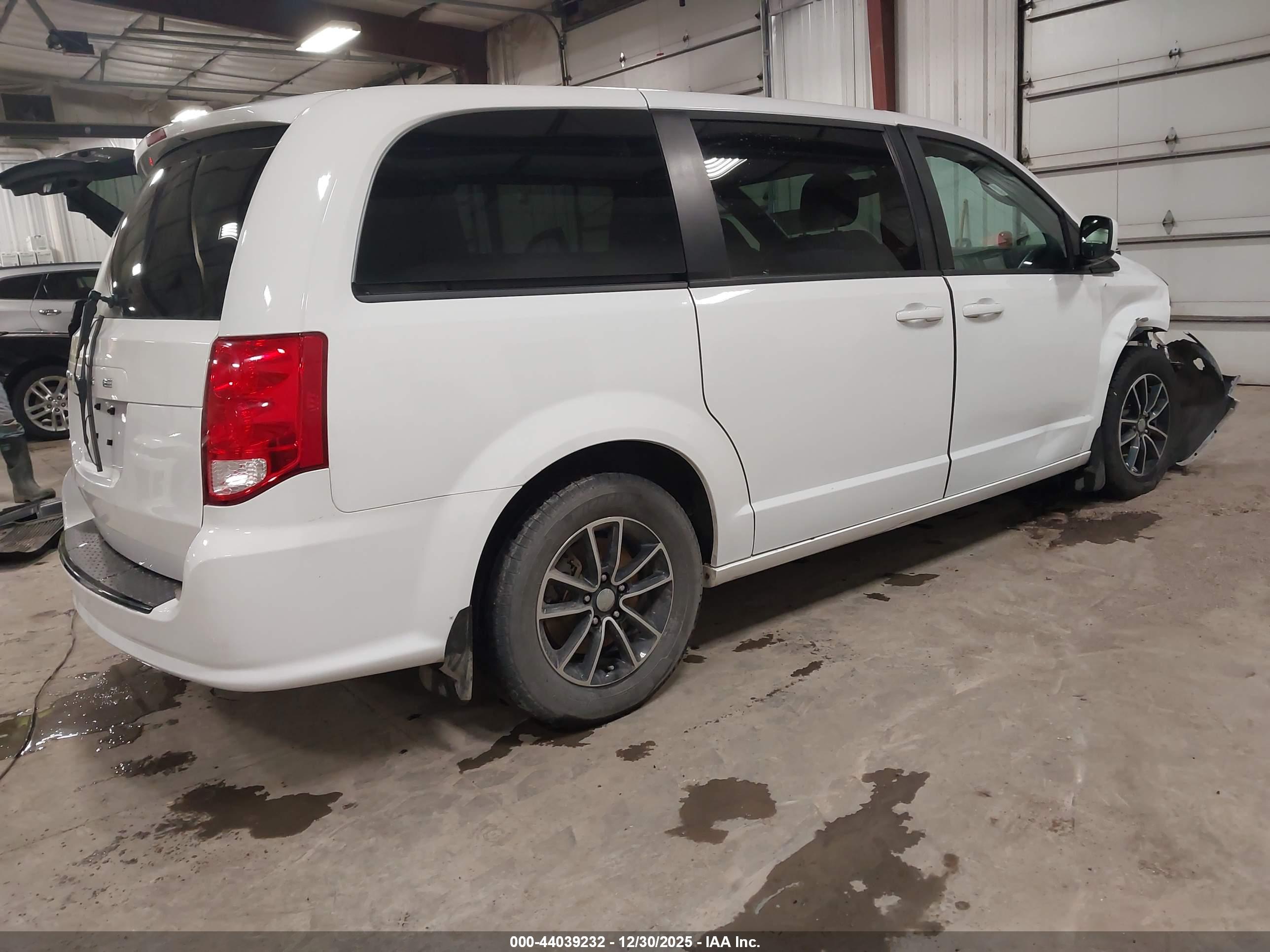 DODGE GRAND image 4