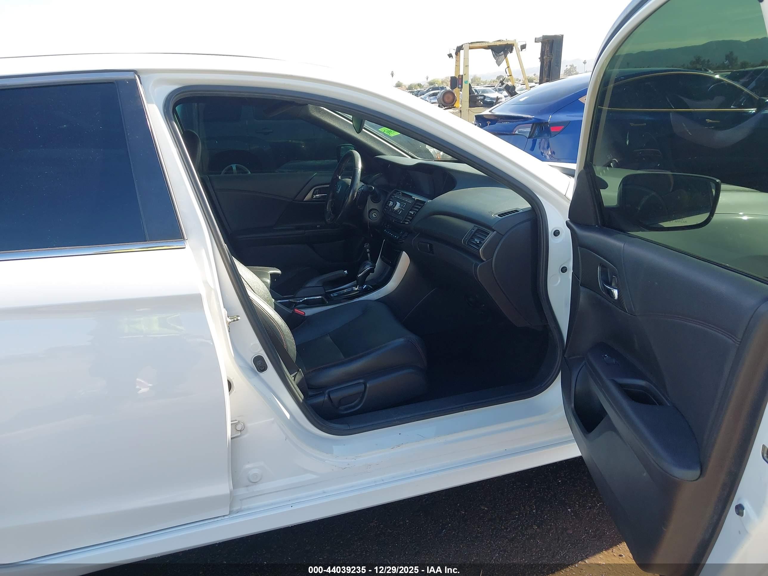 HONDA ACCORD image 5
