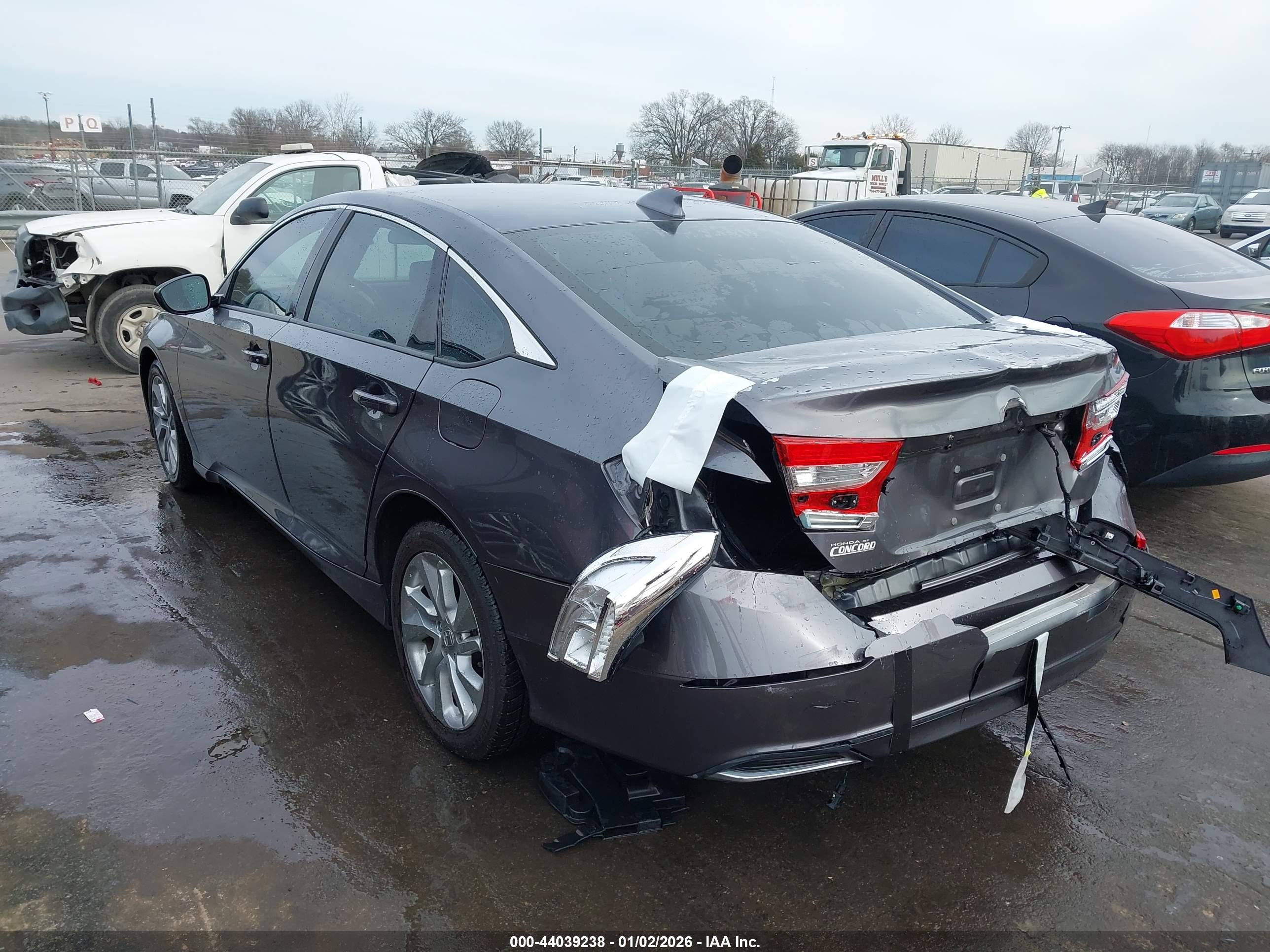 HONDA ACCORD image 3