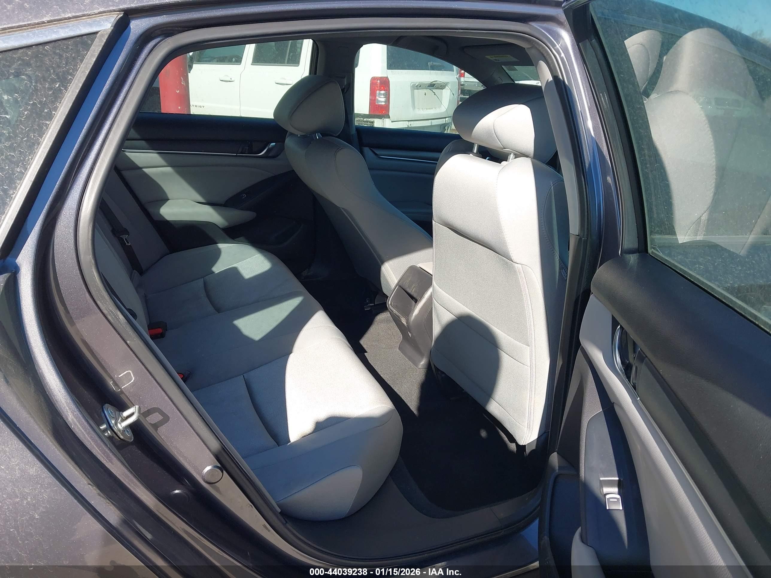 HONDA ACCORD image 8