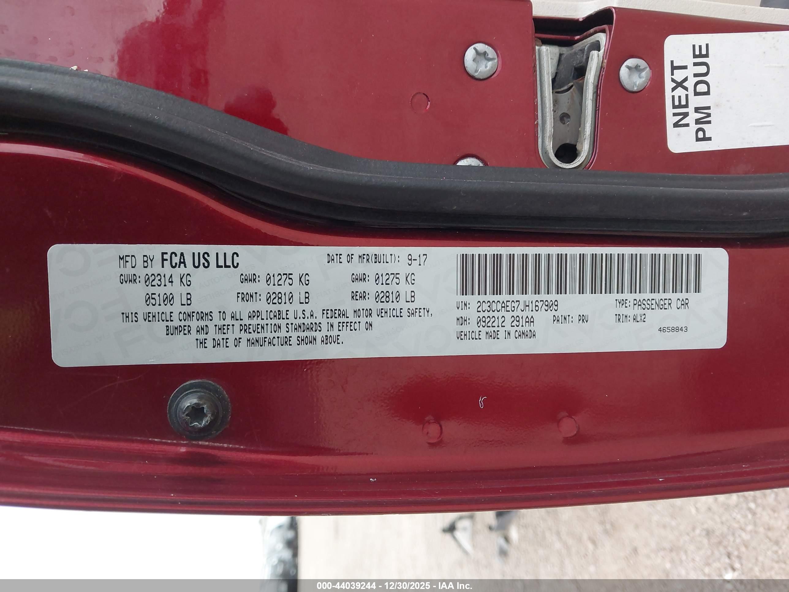 CHRYSLER 300 image 9