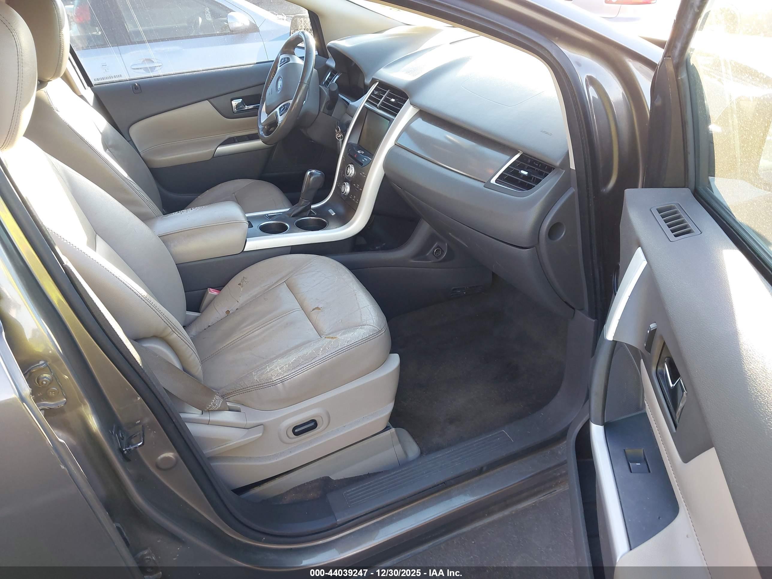 FORD EDGE image 5