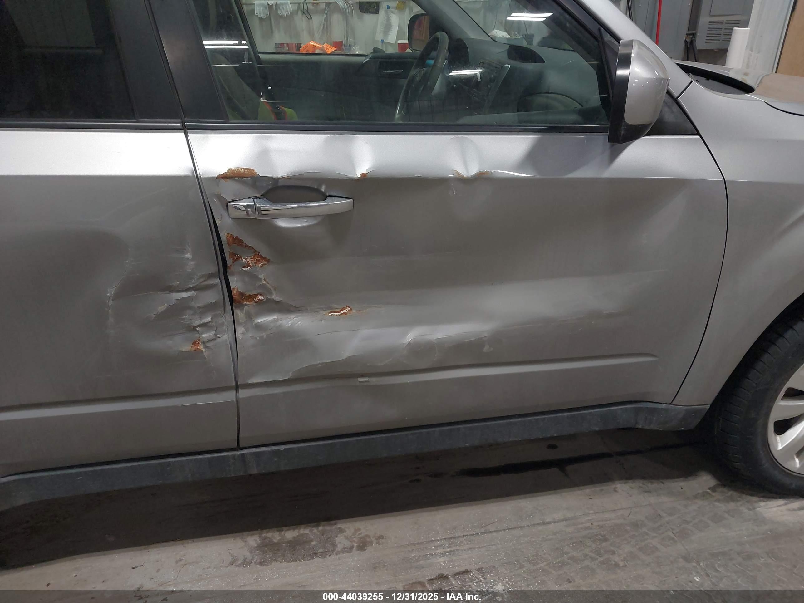 SUBARU FORESTER image 6