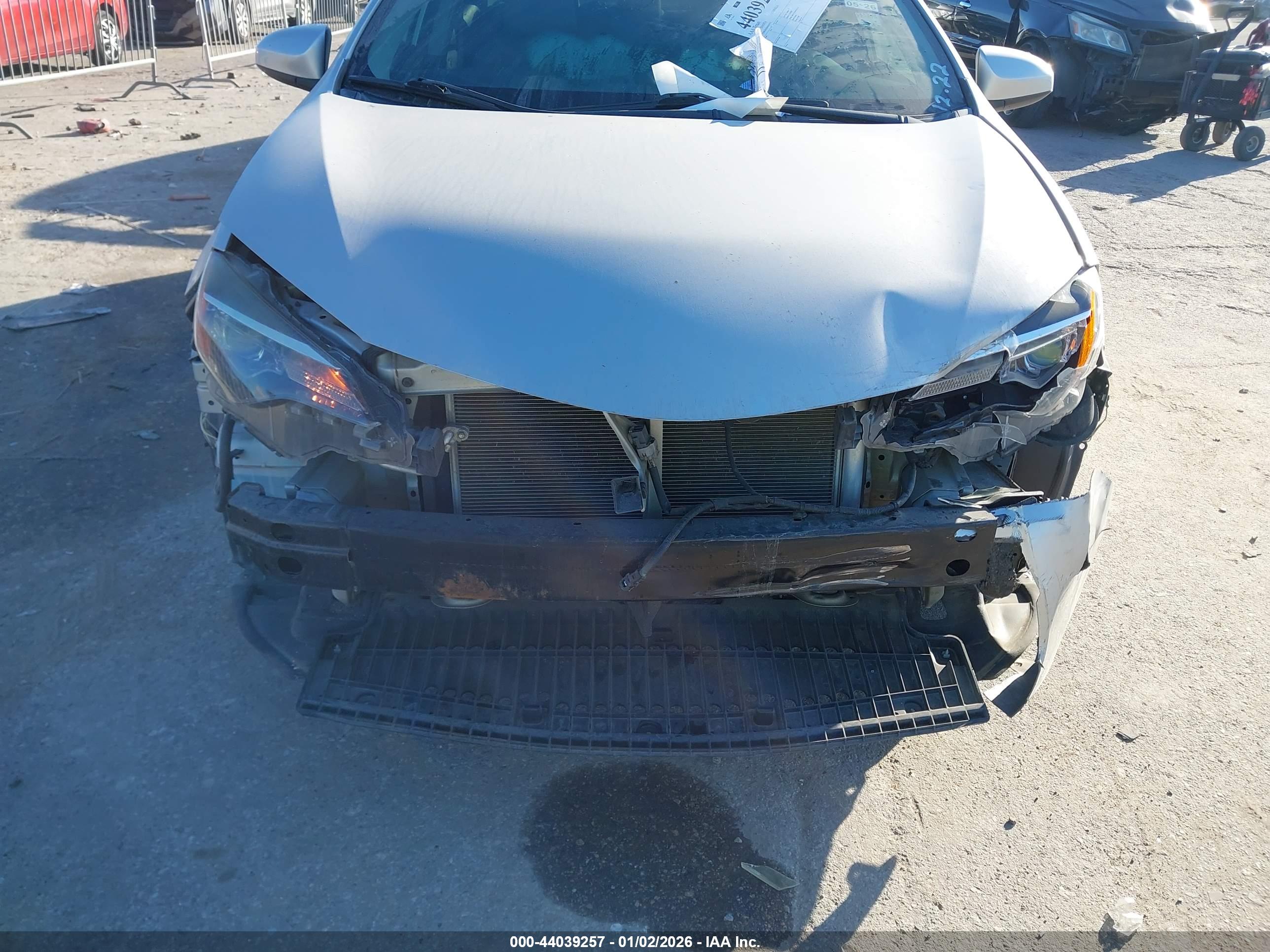TOYOTA COROLLA image 6