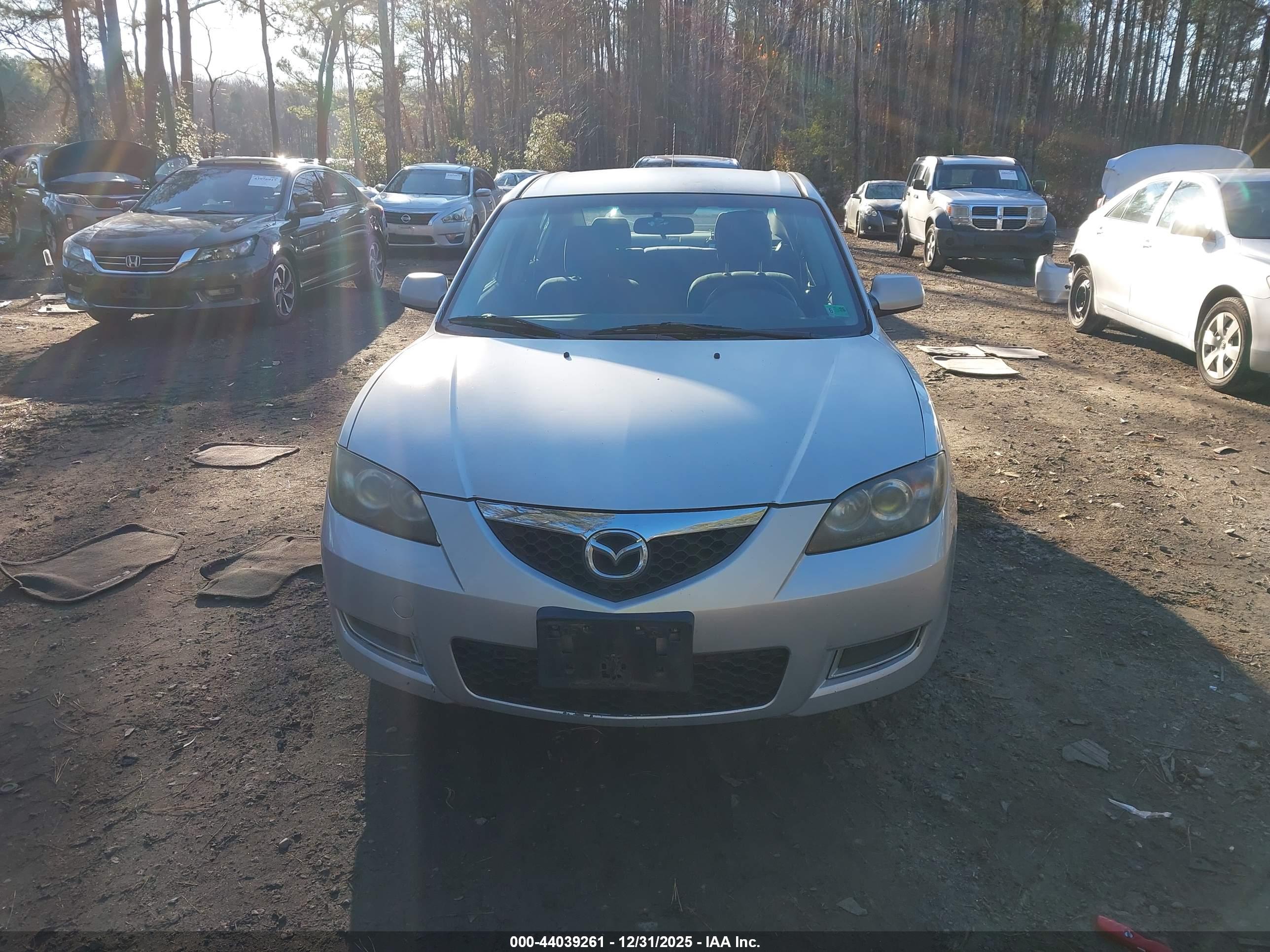 MAZDA MAZDA3 image 6