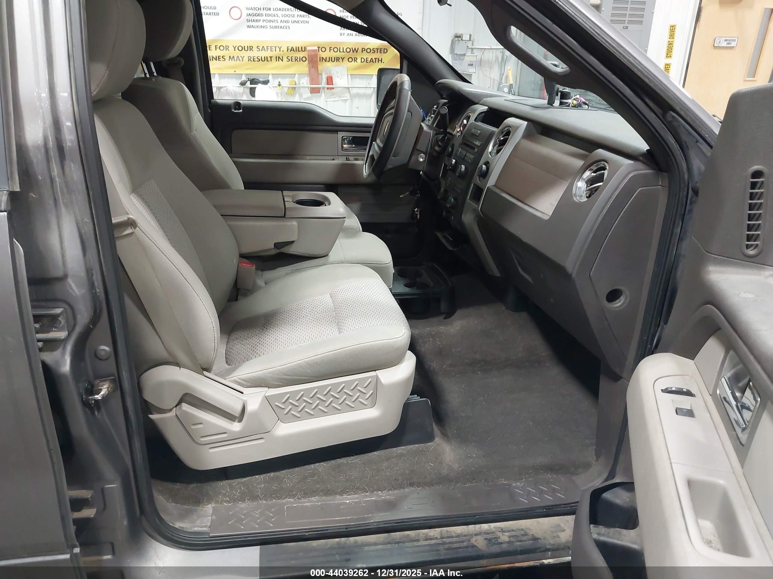 FORD F-150 image 5