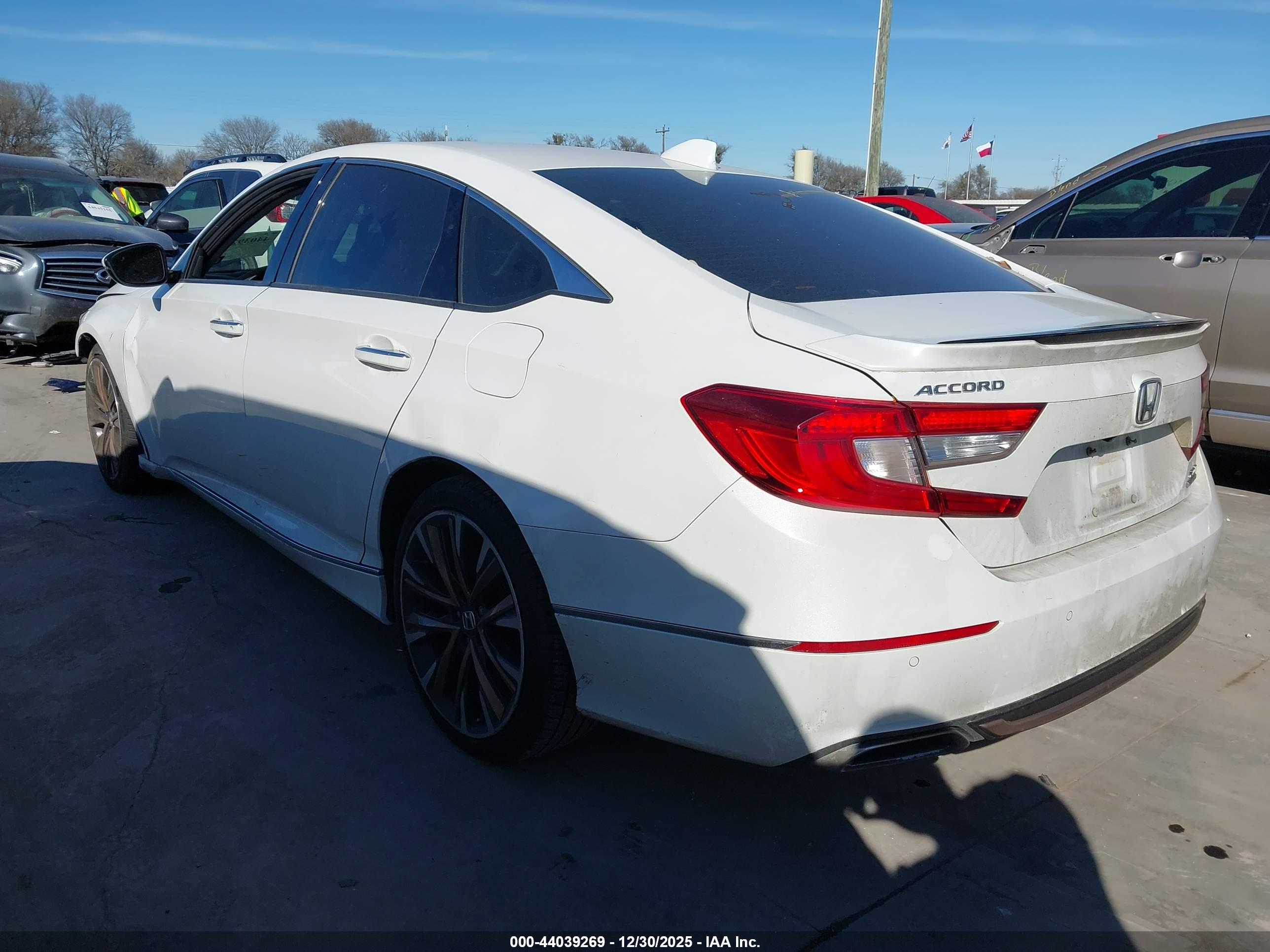 HONDA ACCORD image 3