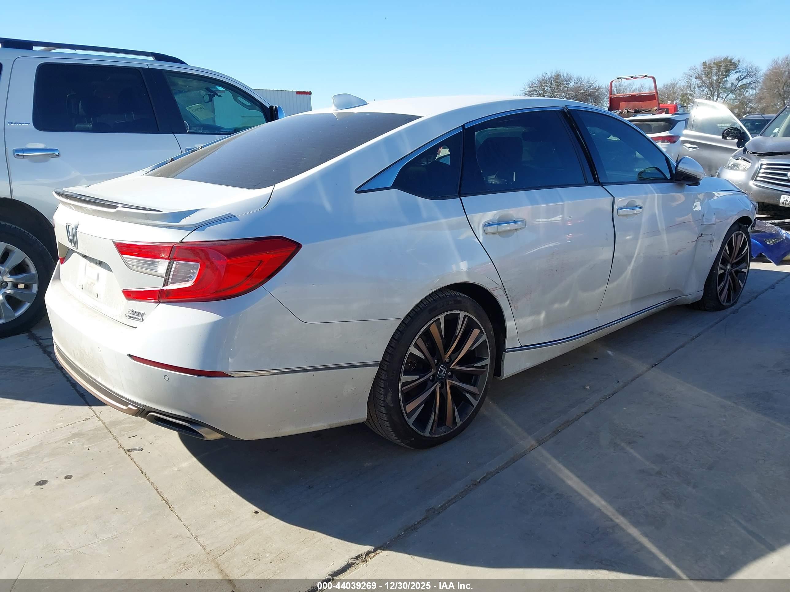 HONDA ACCORD image 4