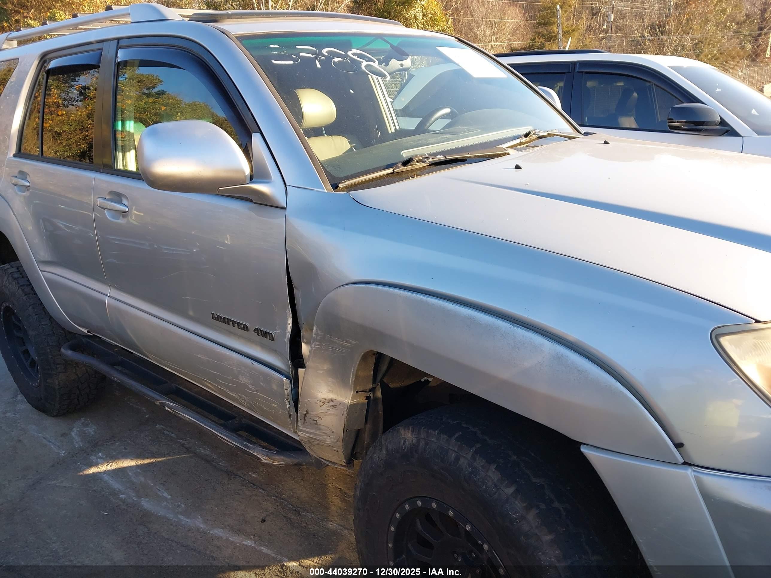 TOYOTA 4RUNNER image 6