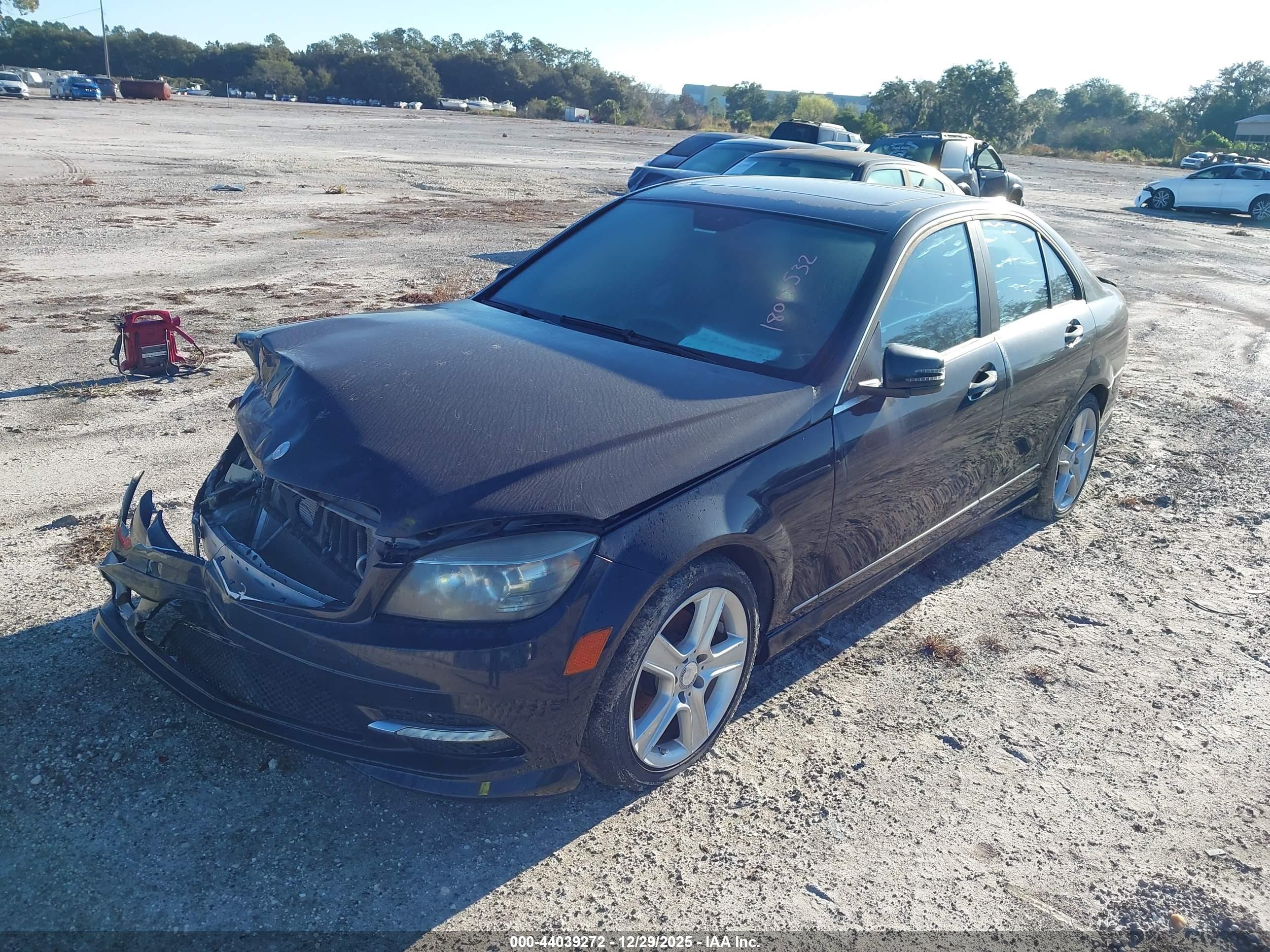 MERCEDES-BENZ C image 2