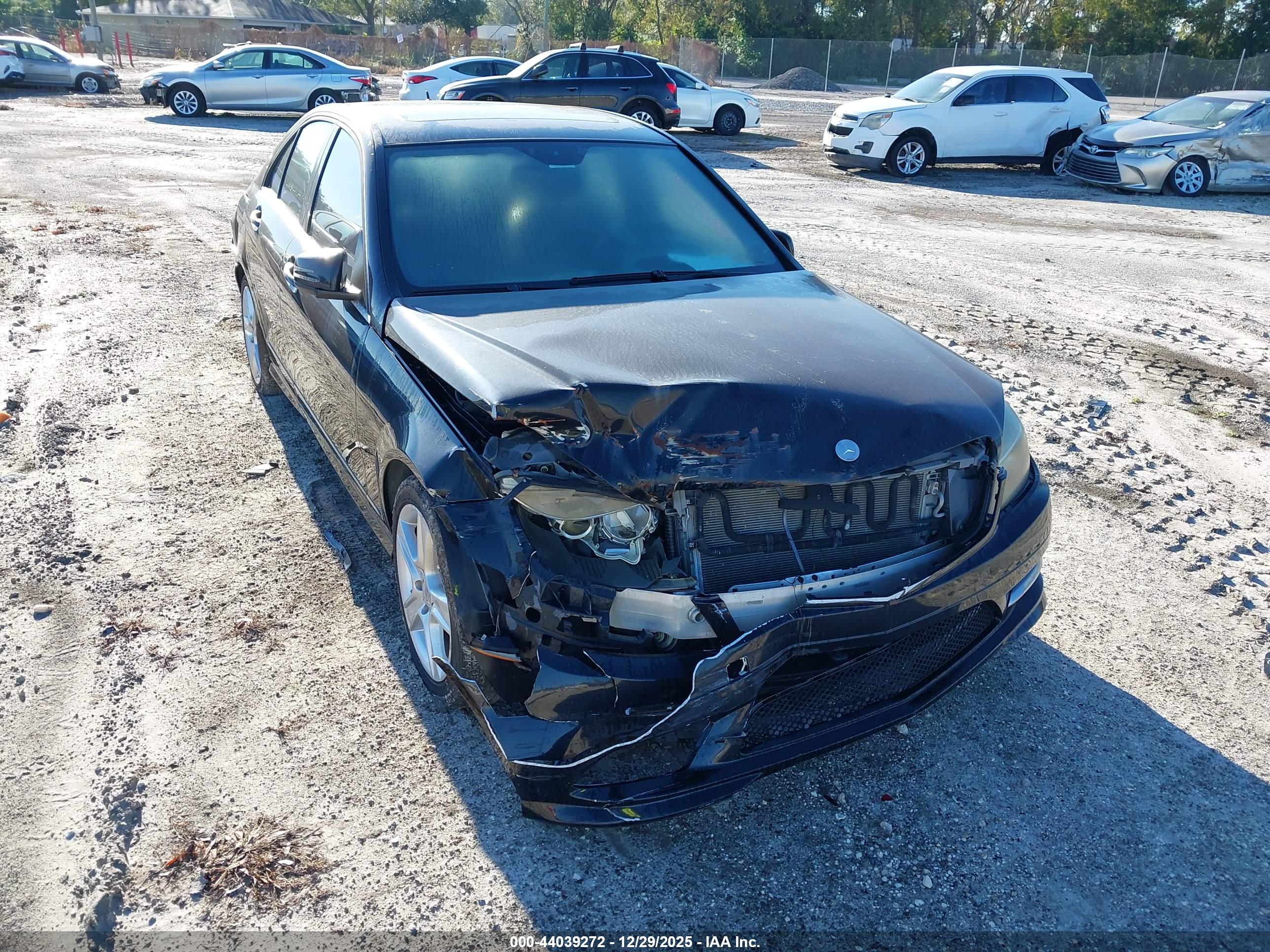 MERCEDES-BENZ C image 6