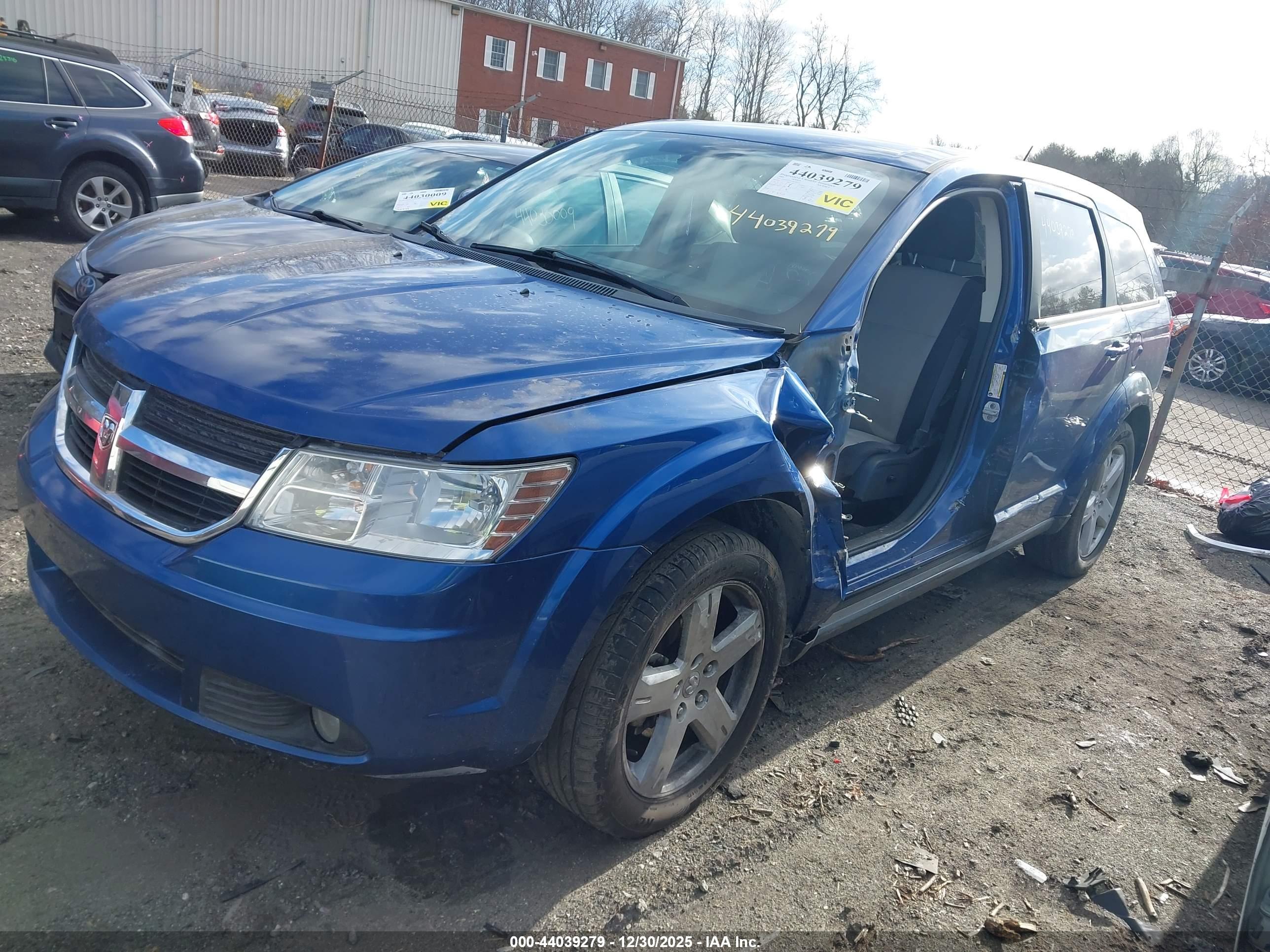 DODGE JOURNEY image 2