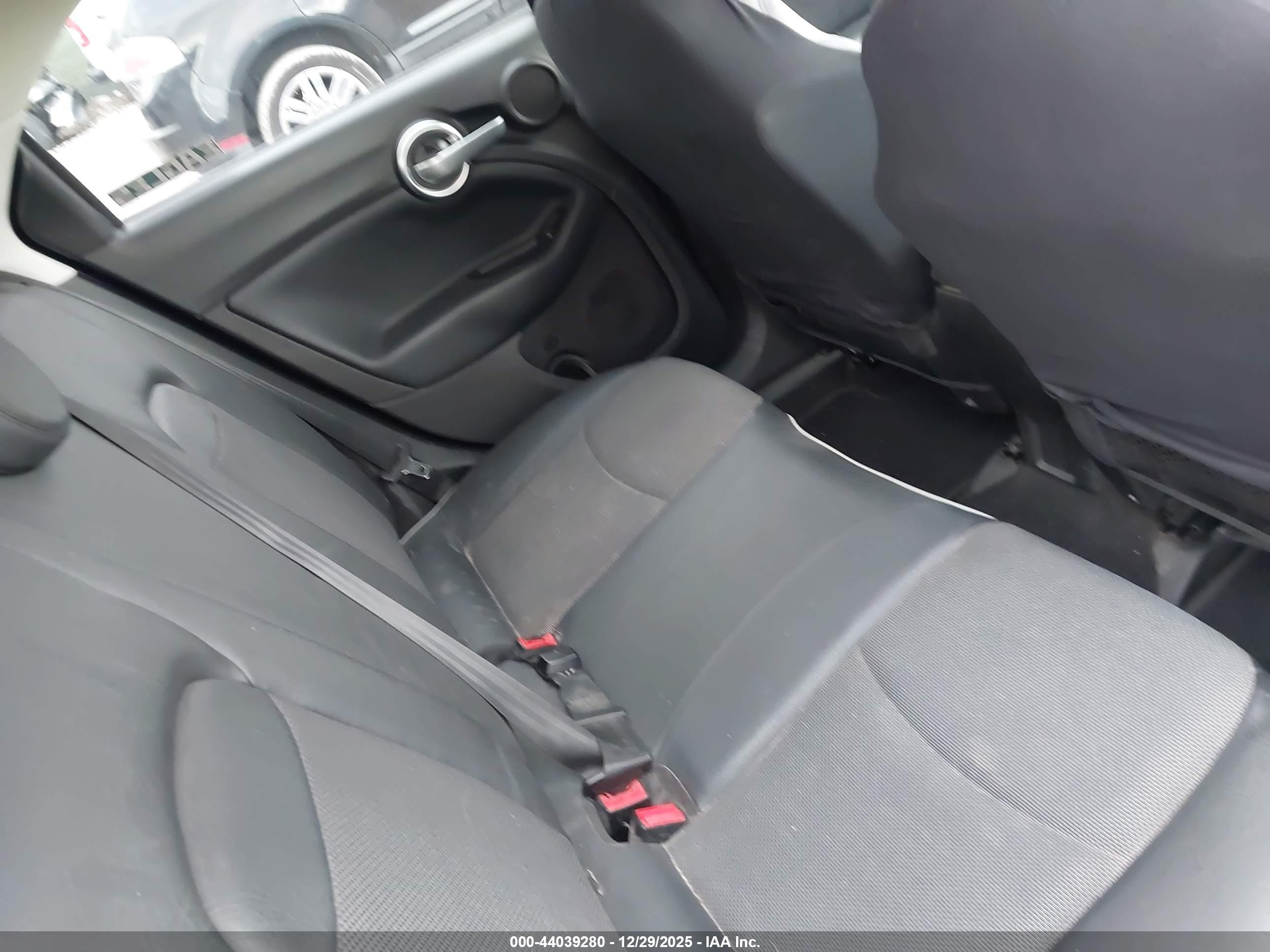 FIAT 500X image 8