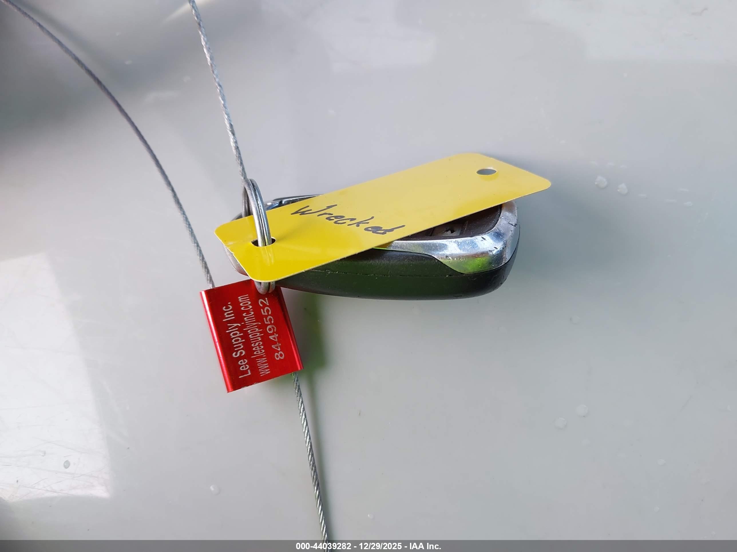CHEVROLET EQUINOX image 11