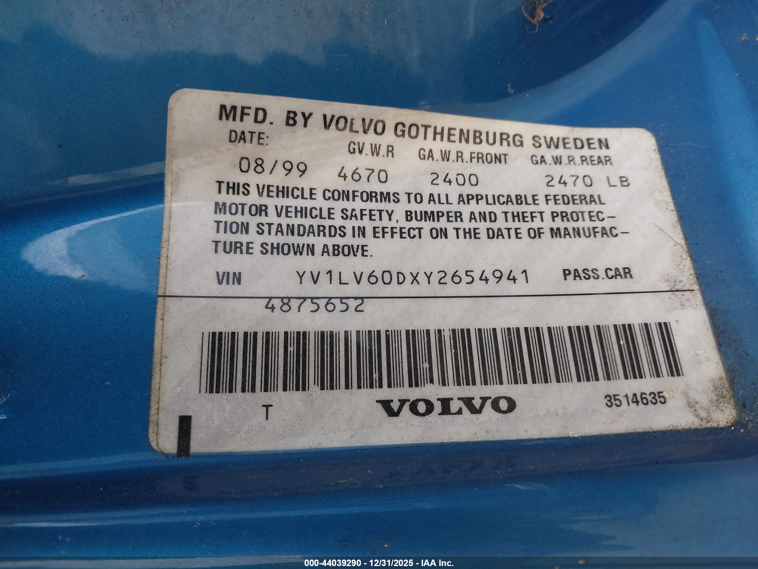 VOLVO V70 image 9