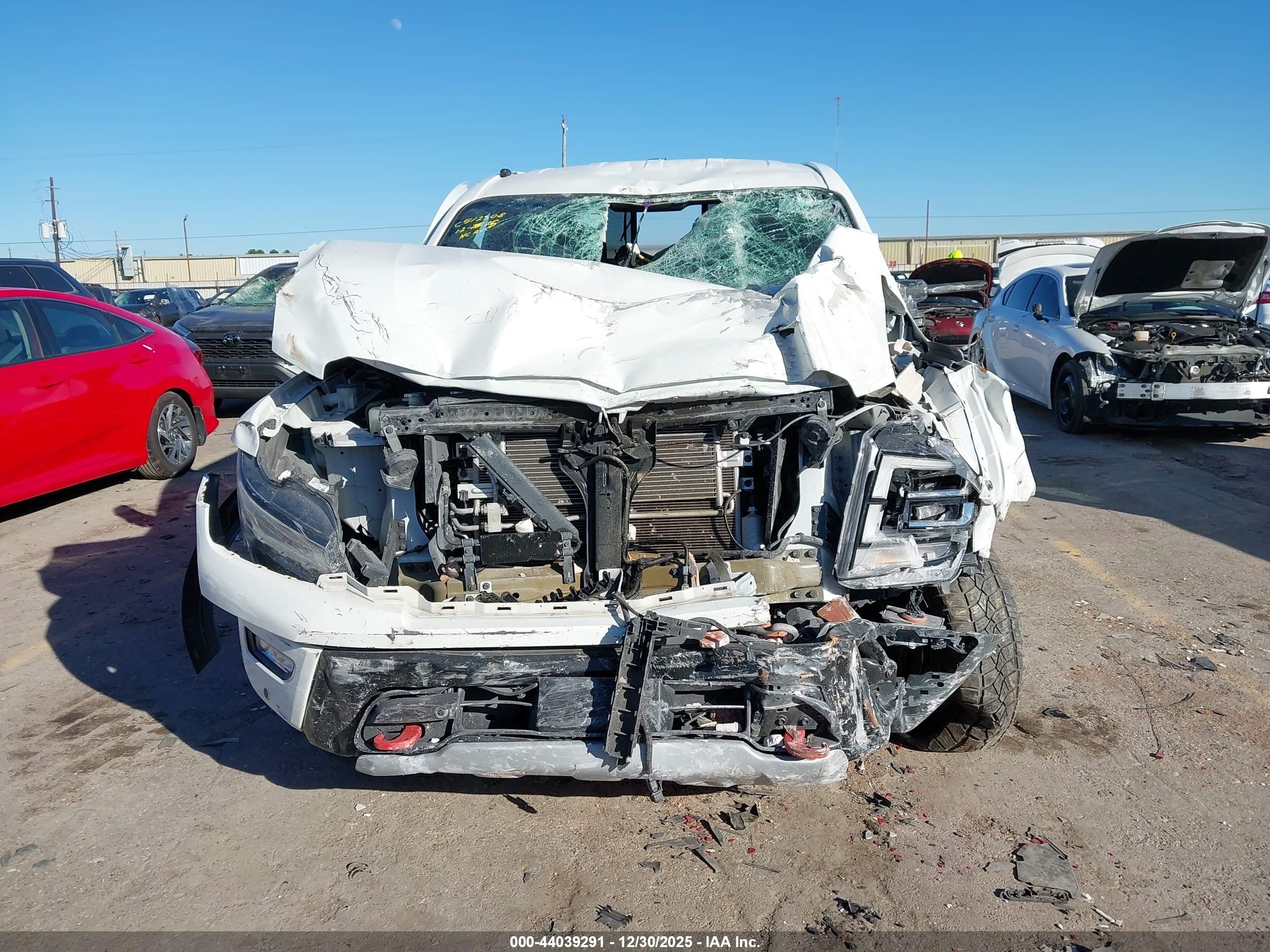NISSAN TITAN image 6