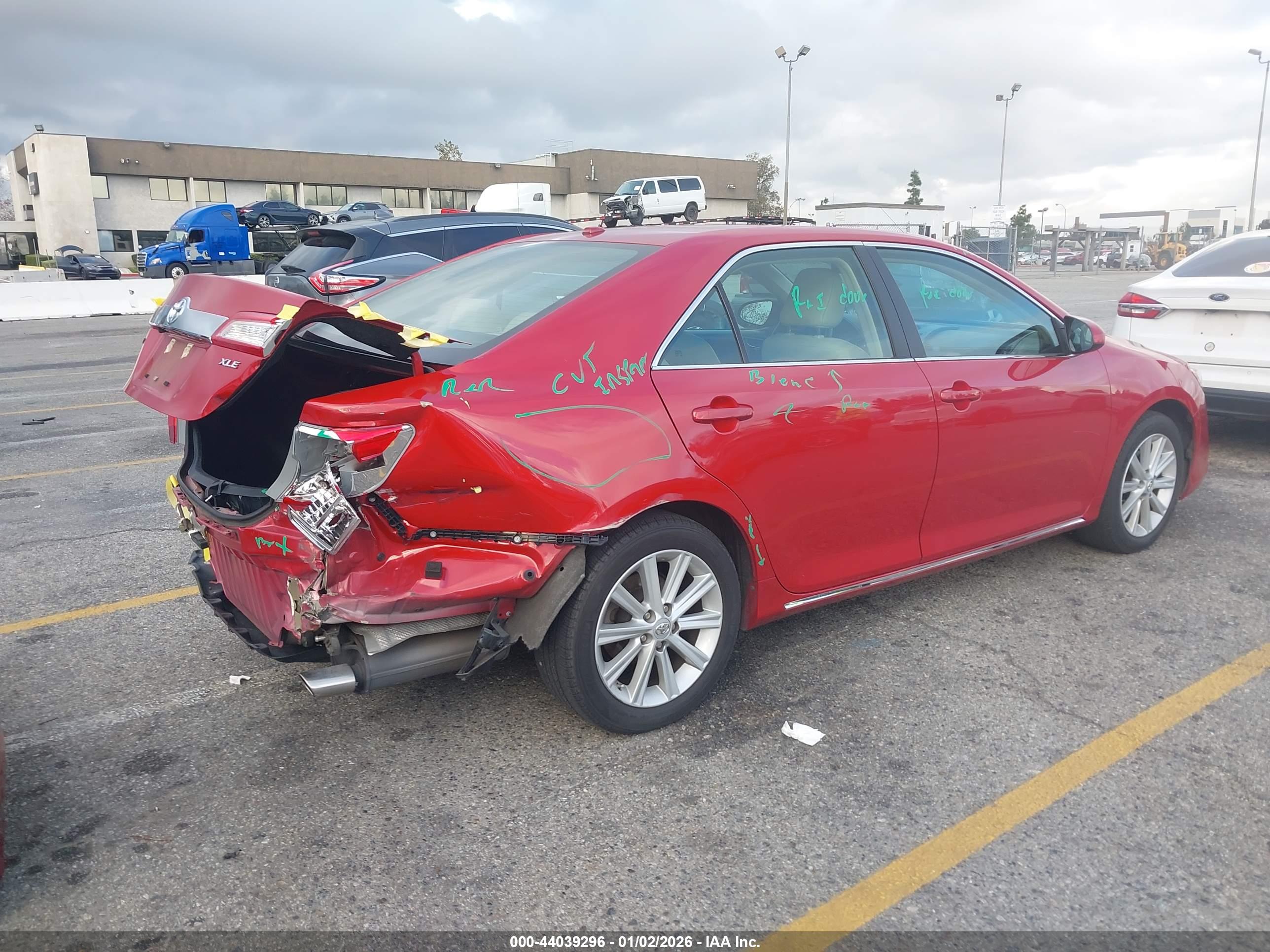 TOYOTA CAMRY image 4