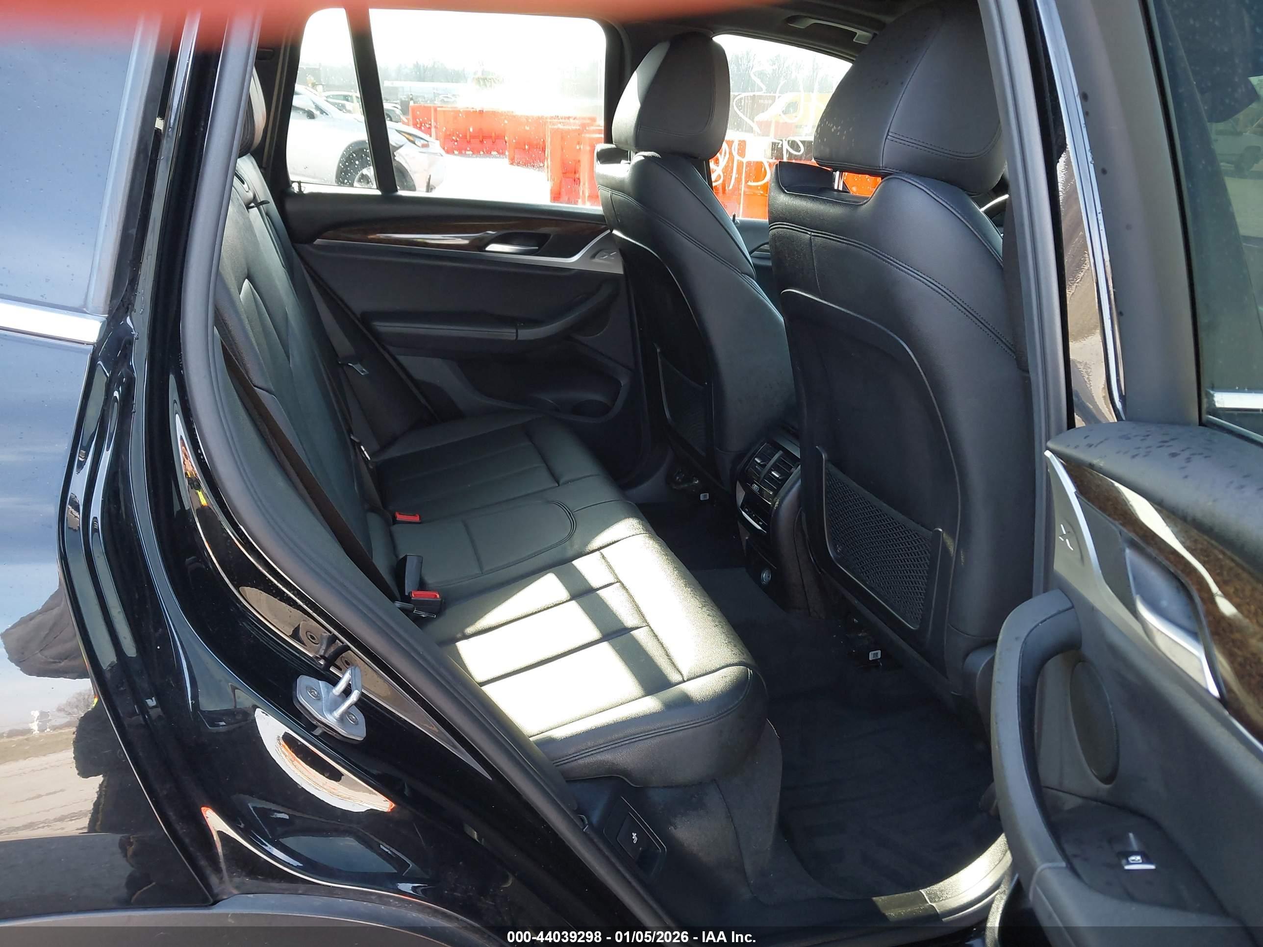 BMW X3 image 8