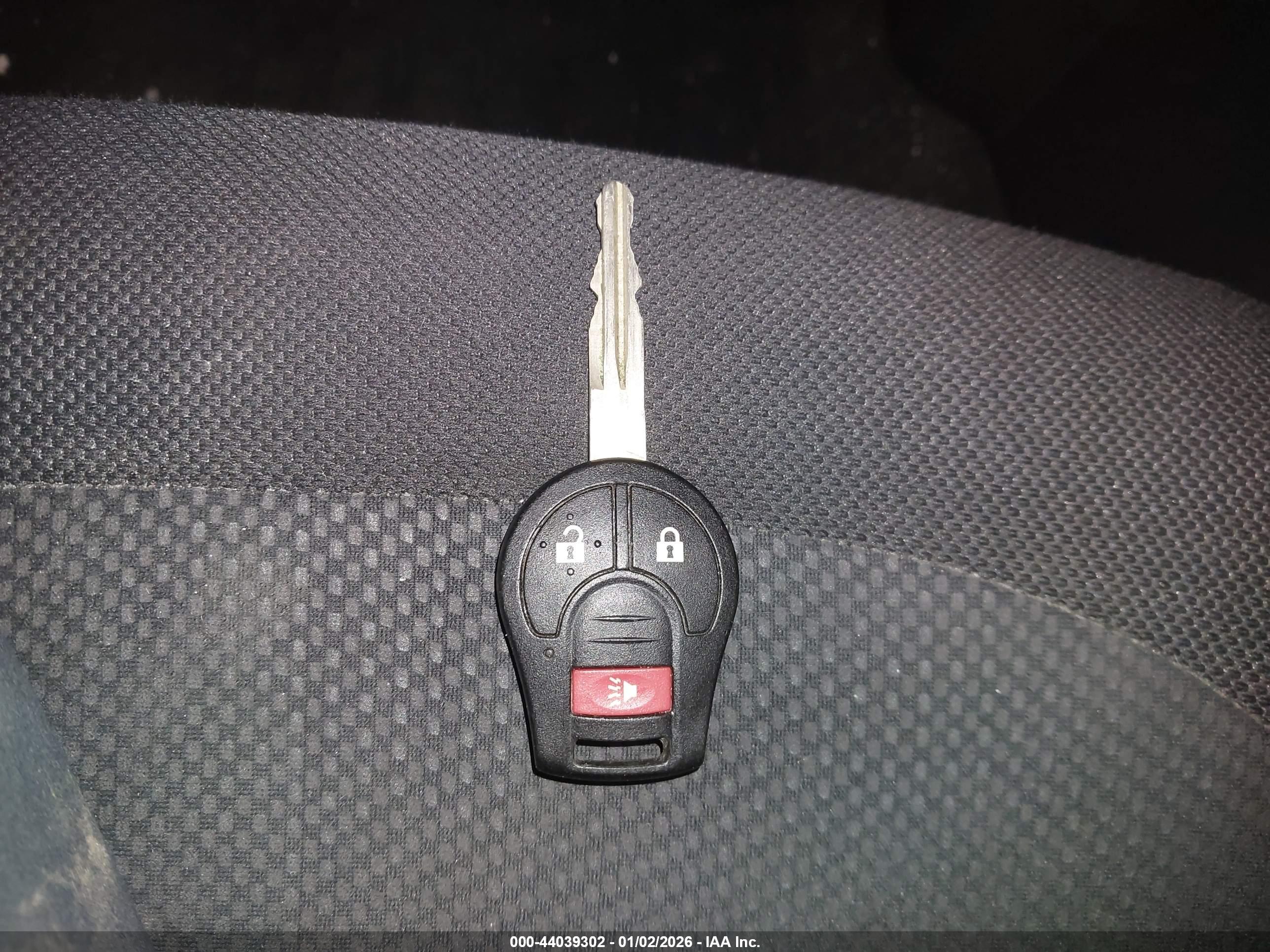 NISSAN ROGUE image 11