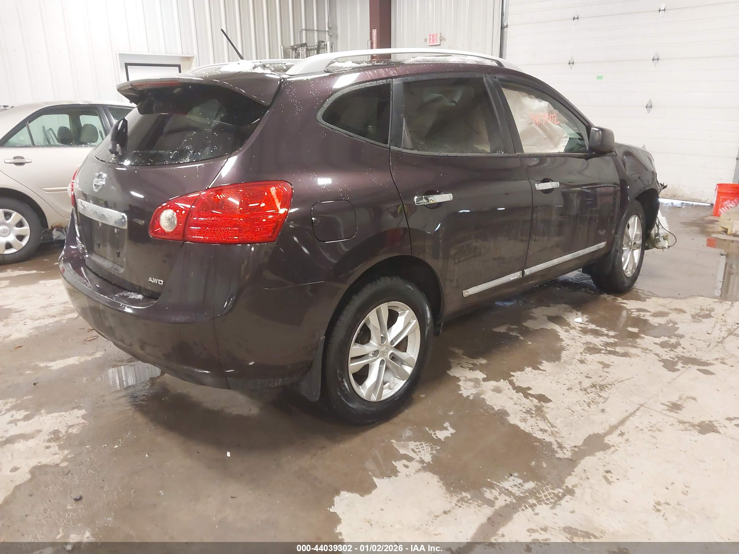 NISSAN ROGUE image 4