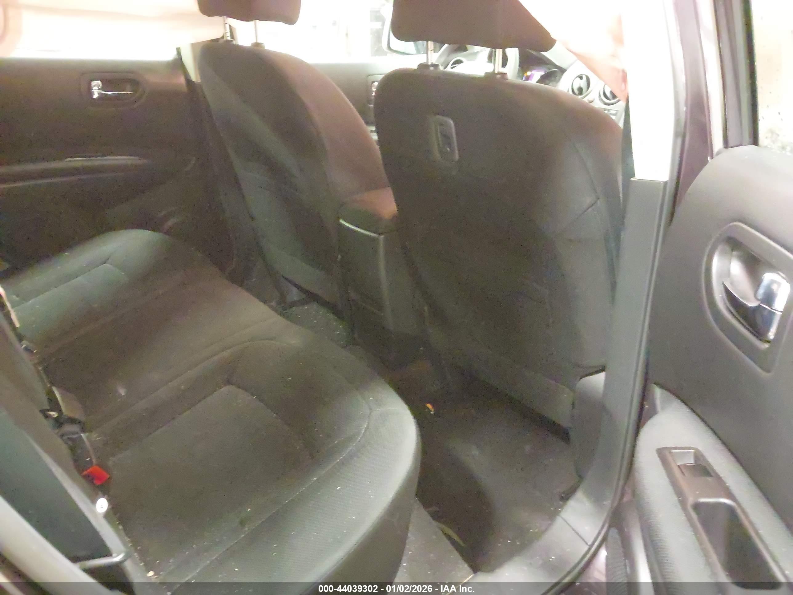 NISSAN ROGUE image 8